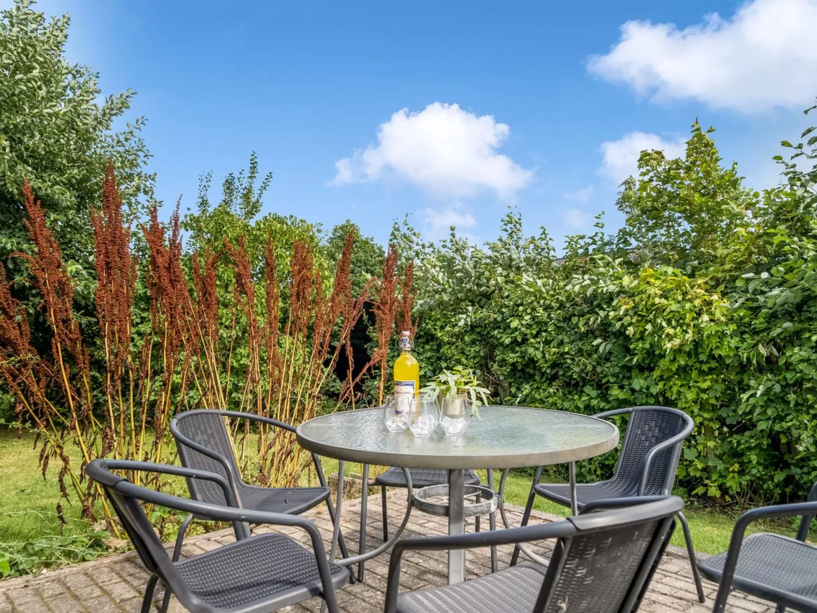 "Ilmo" - 1.9km from the sea-Buiten