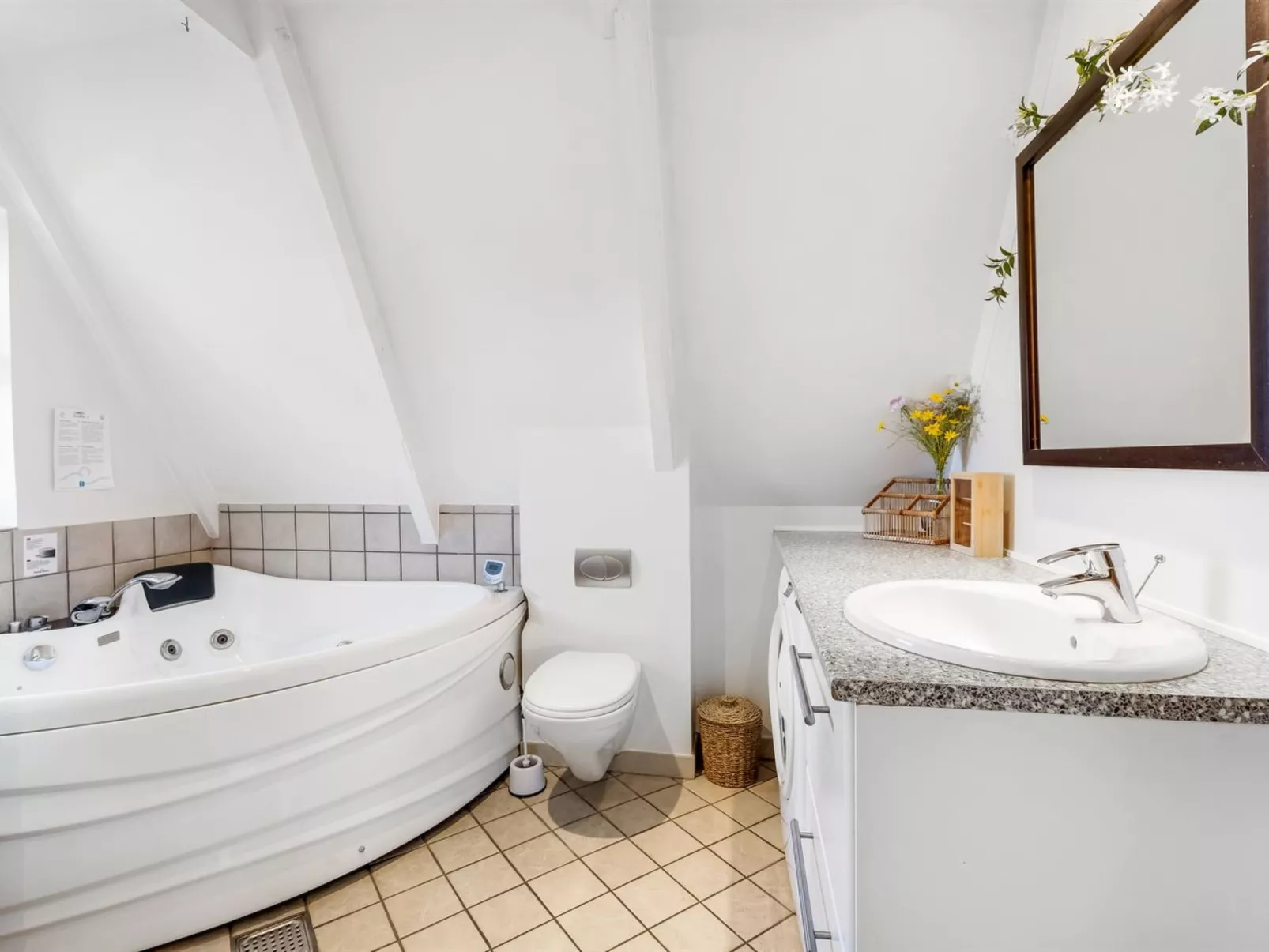 "Murtuz" - 50m from the sea-Binnen