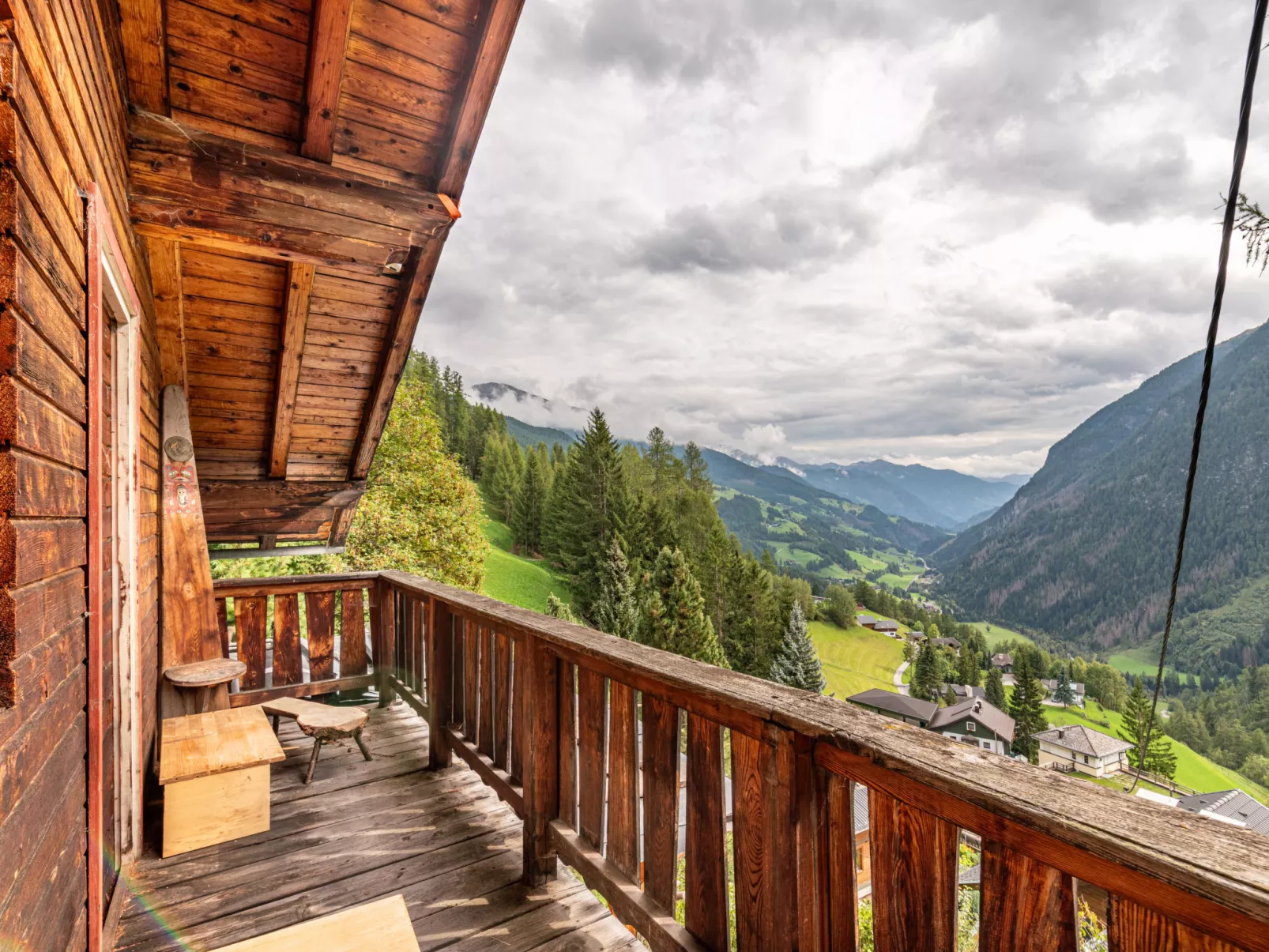 Adlerhorst/Chalet Großglockner-Buiten