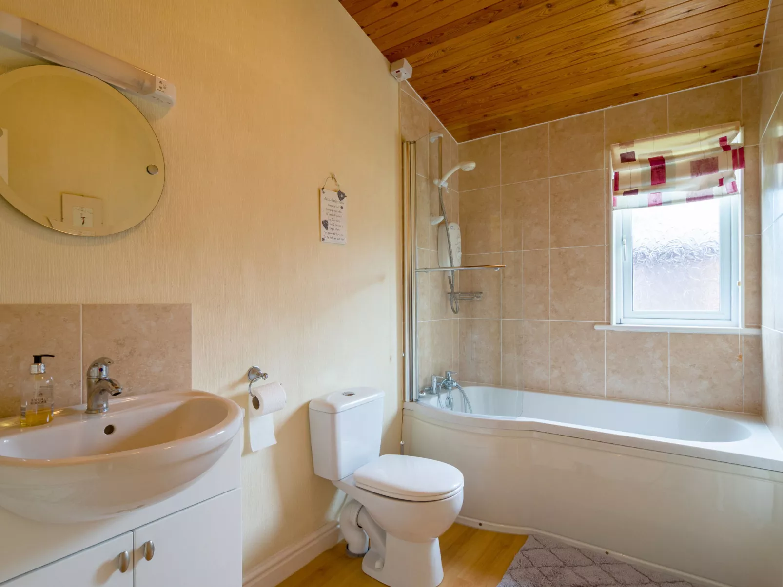 Whitsand Bay Lodge-Binnen