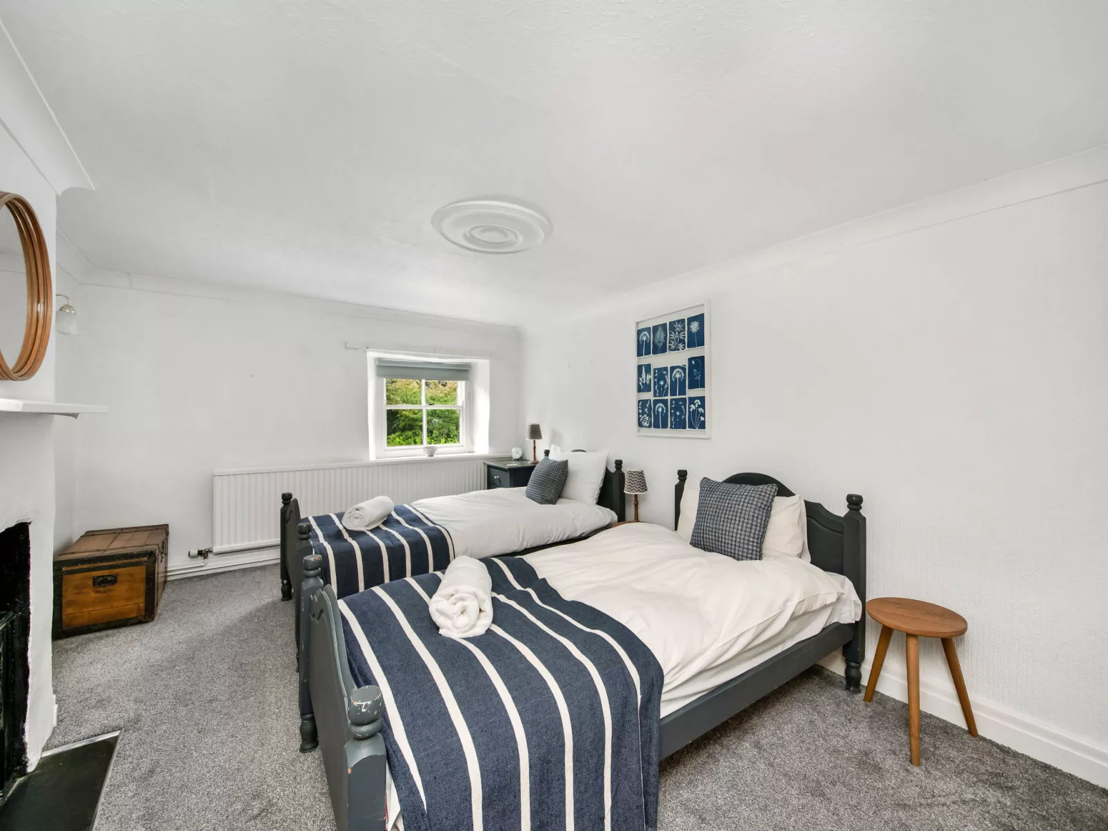 Low Green Cottage-Binnen