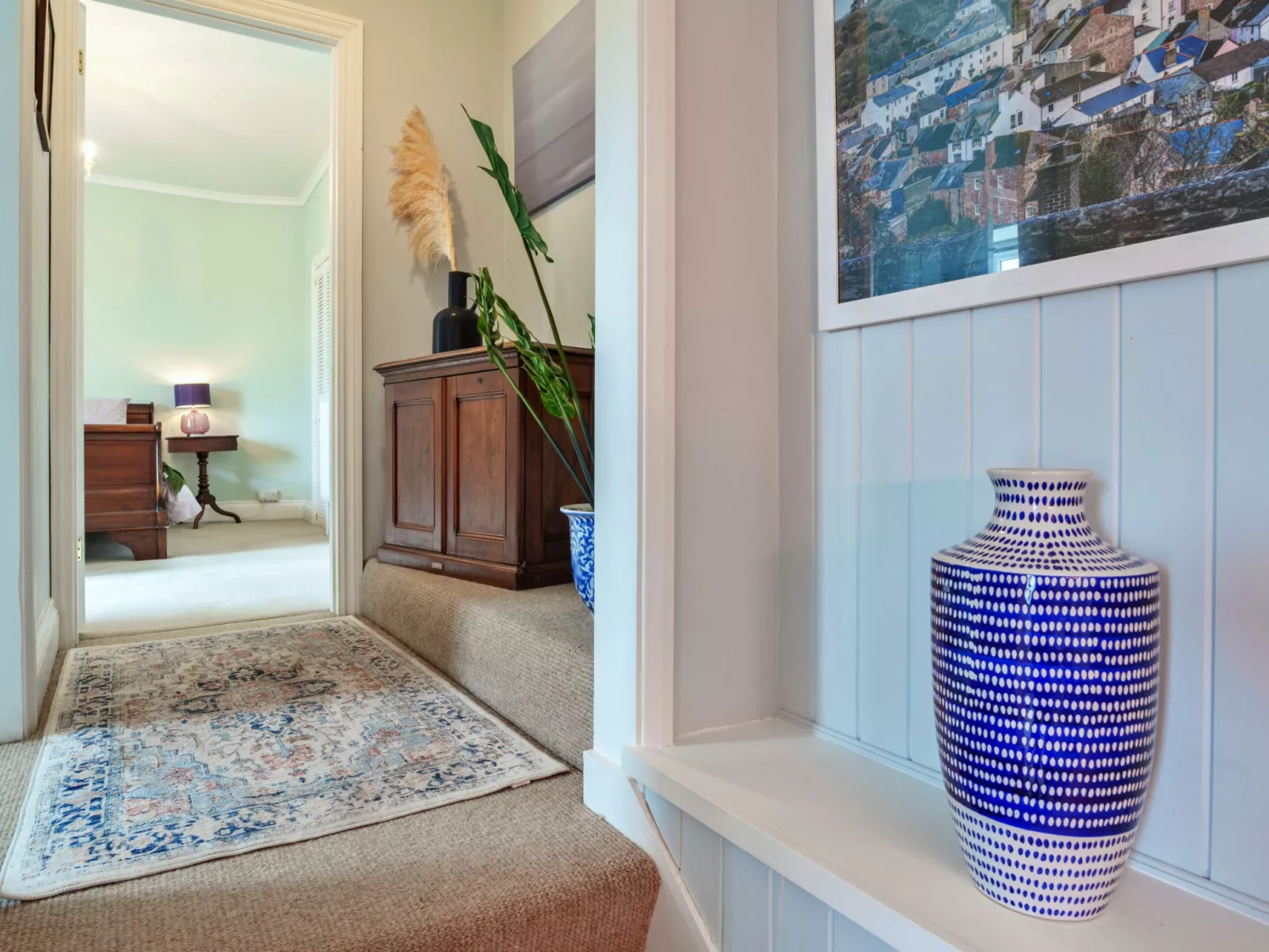 Hillside House-Binnen