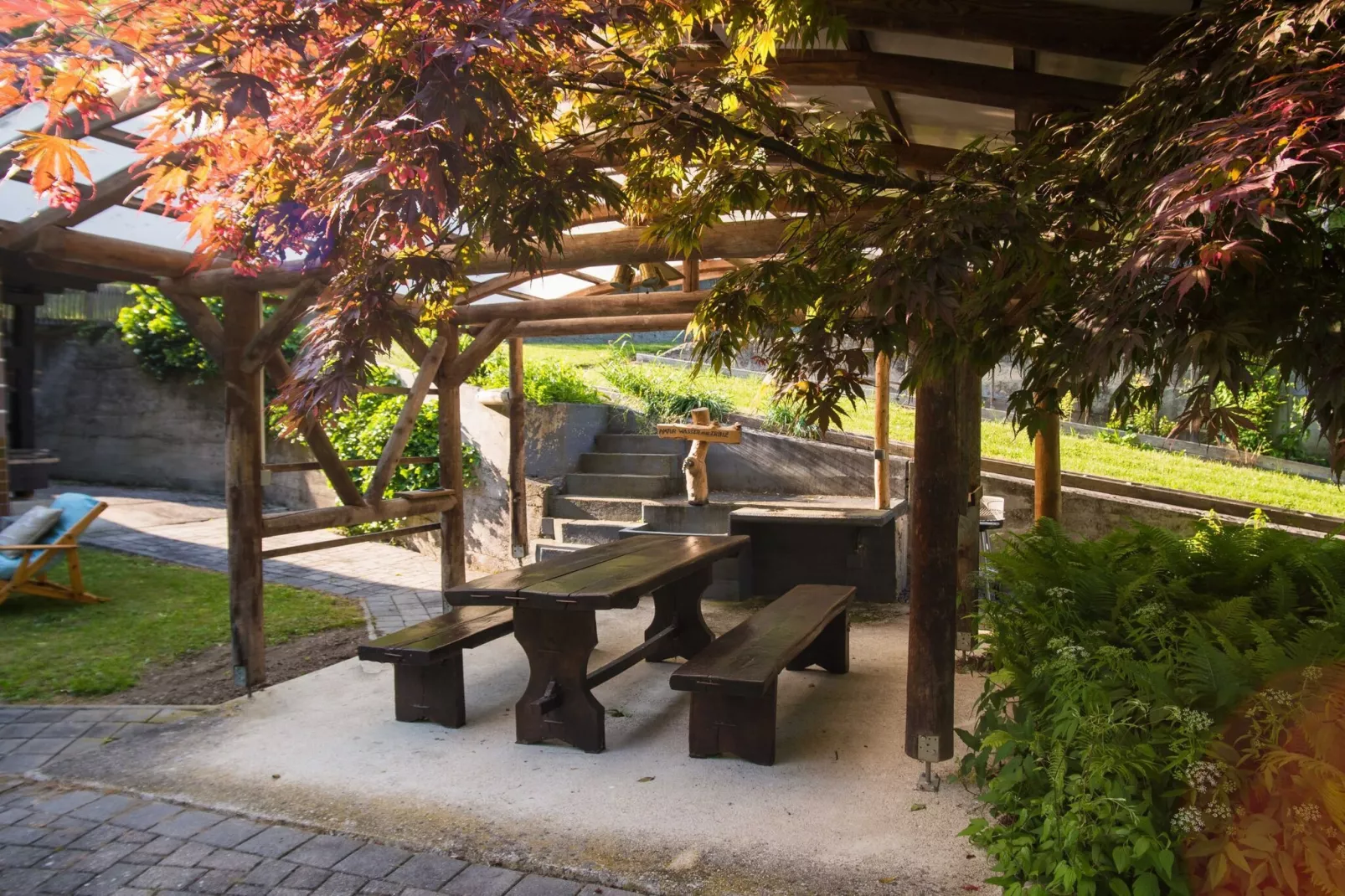 Rustic Authentic Holiday Home with Terrace and Wood Stove - Three Bedroom Holiday Home with Terrace-Buitenlucht