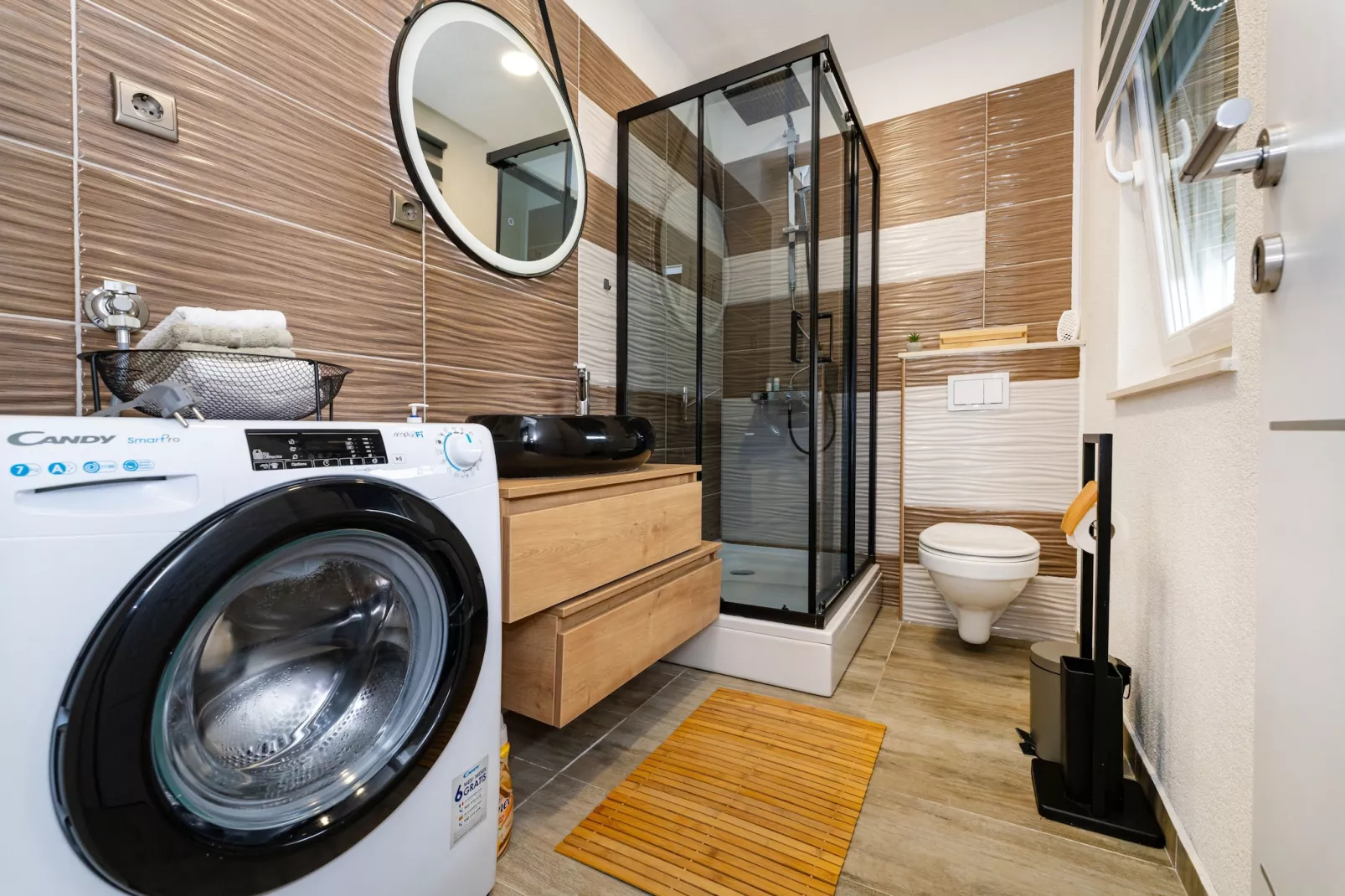 Sea view penthouse Nikita-Faciliteiten