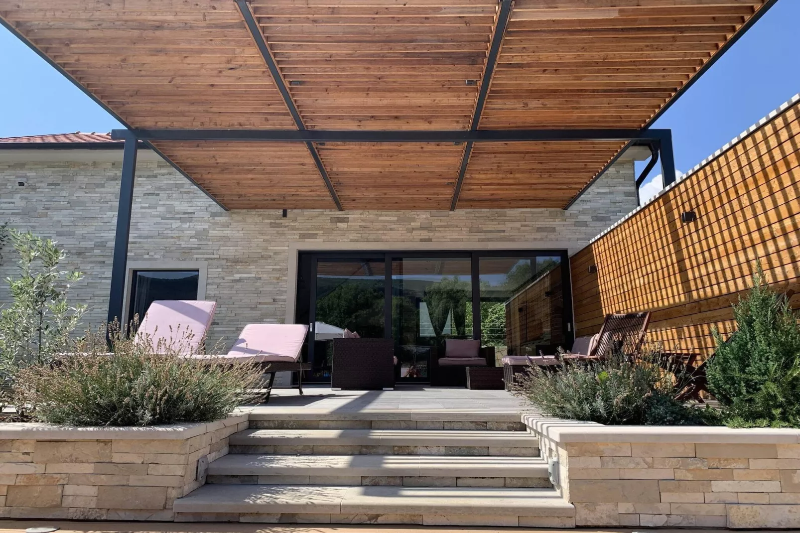 Luxury Villa Prolozac-Terrasbalkon