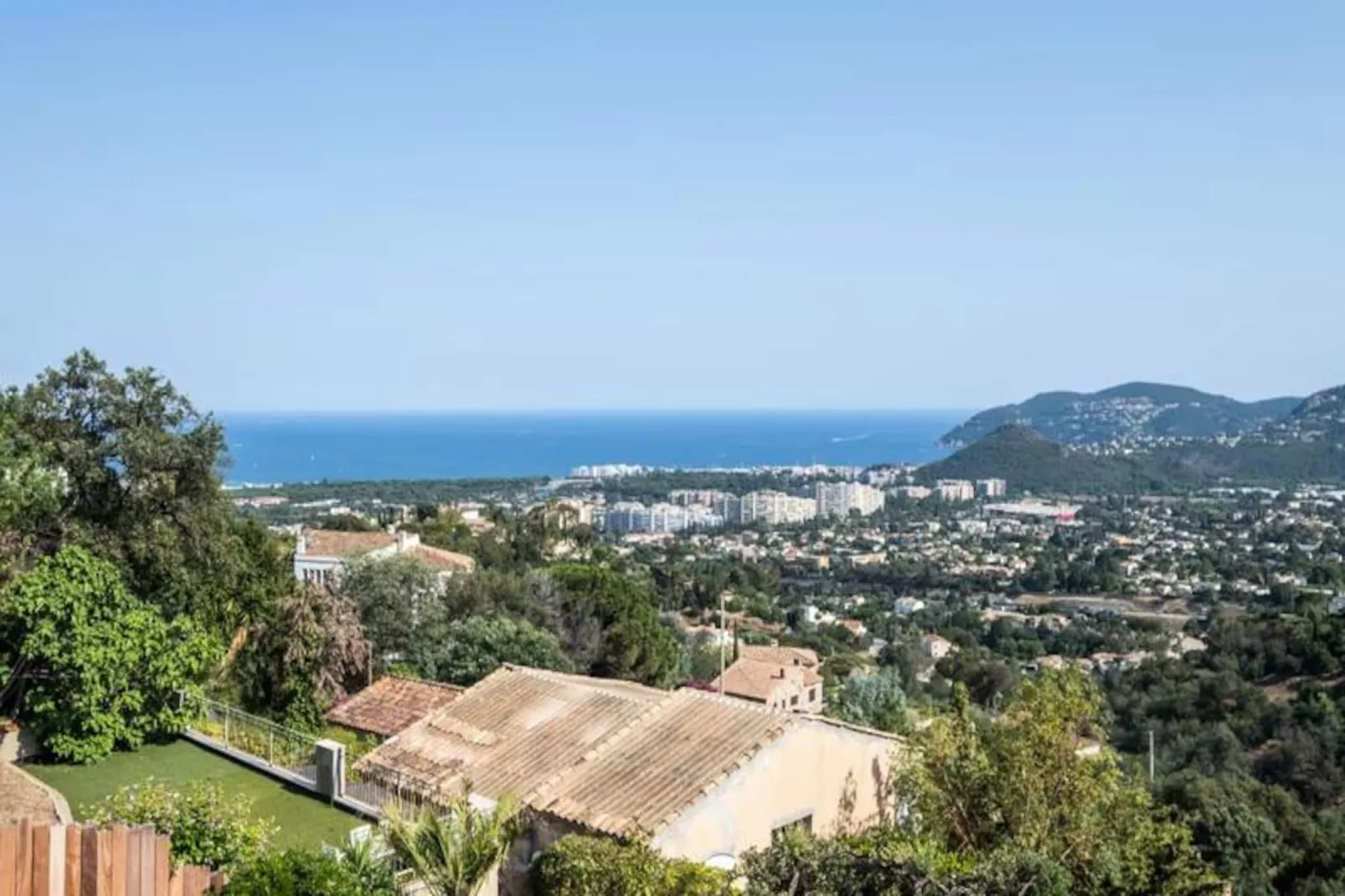 Résidence Maison D'architecte Avec Piscine Chauff&eacute;e & Sublime Vue Mer-Niet-getagd