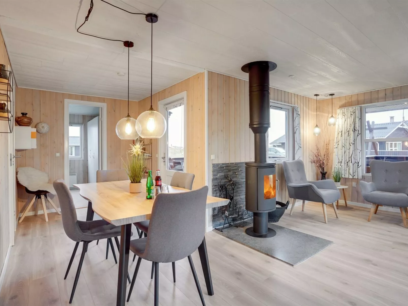 "Veetrikki" -  from the sea-Binnen