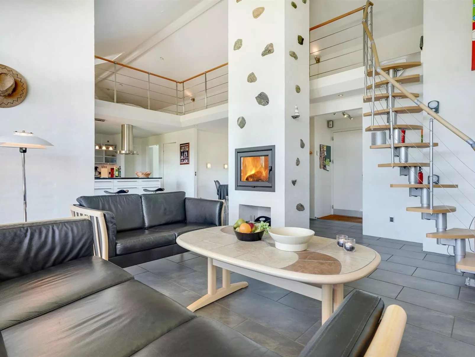 "Hans" - 700m from the sea-Binnen