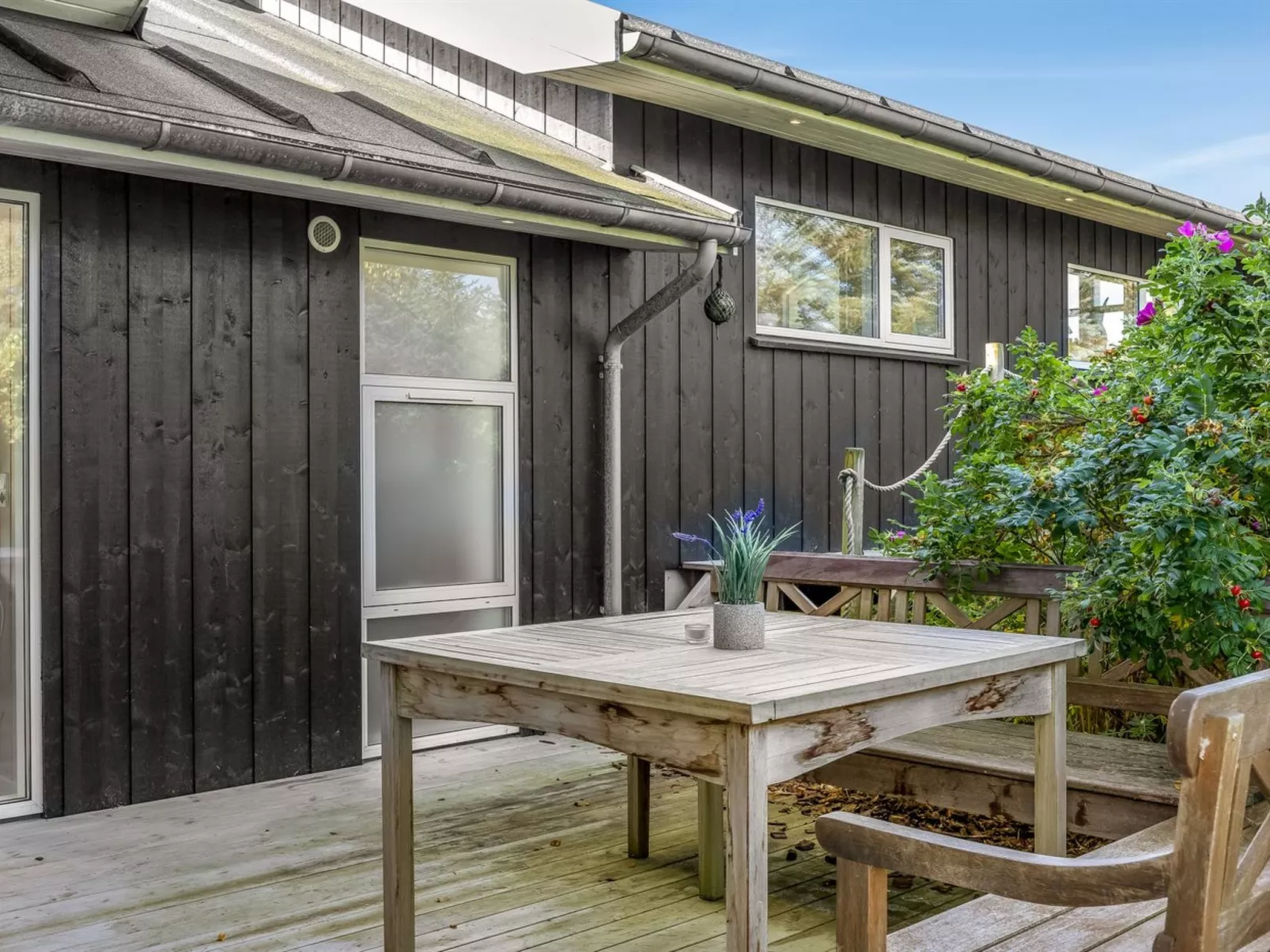 "Elna" - 400m from the sea-Buiten