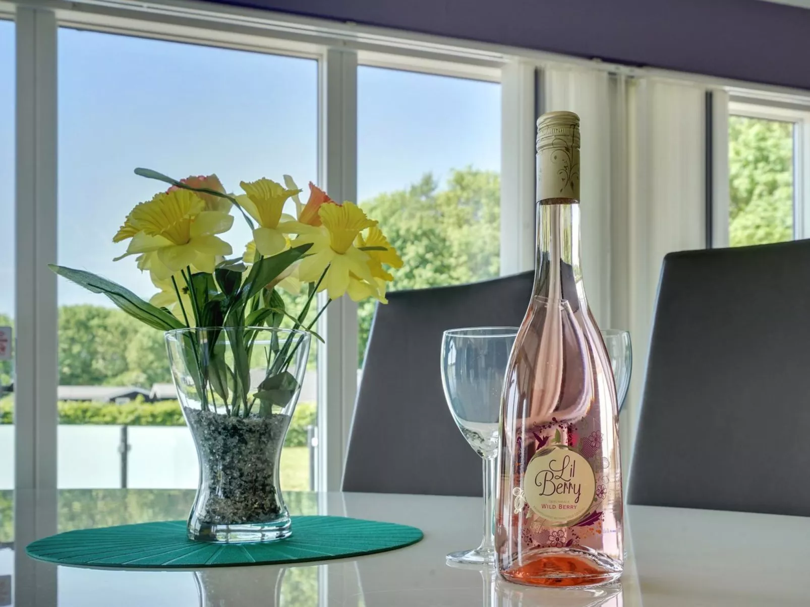 "Helena" - 250m from the sea-Binnen