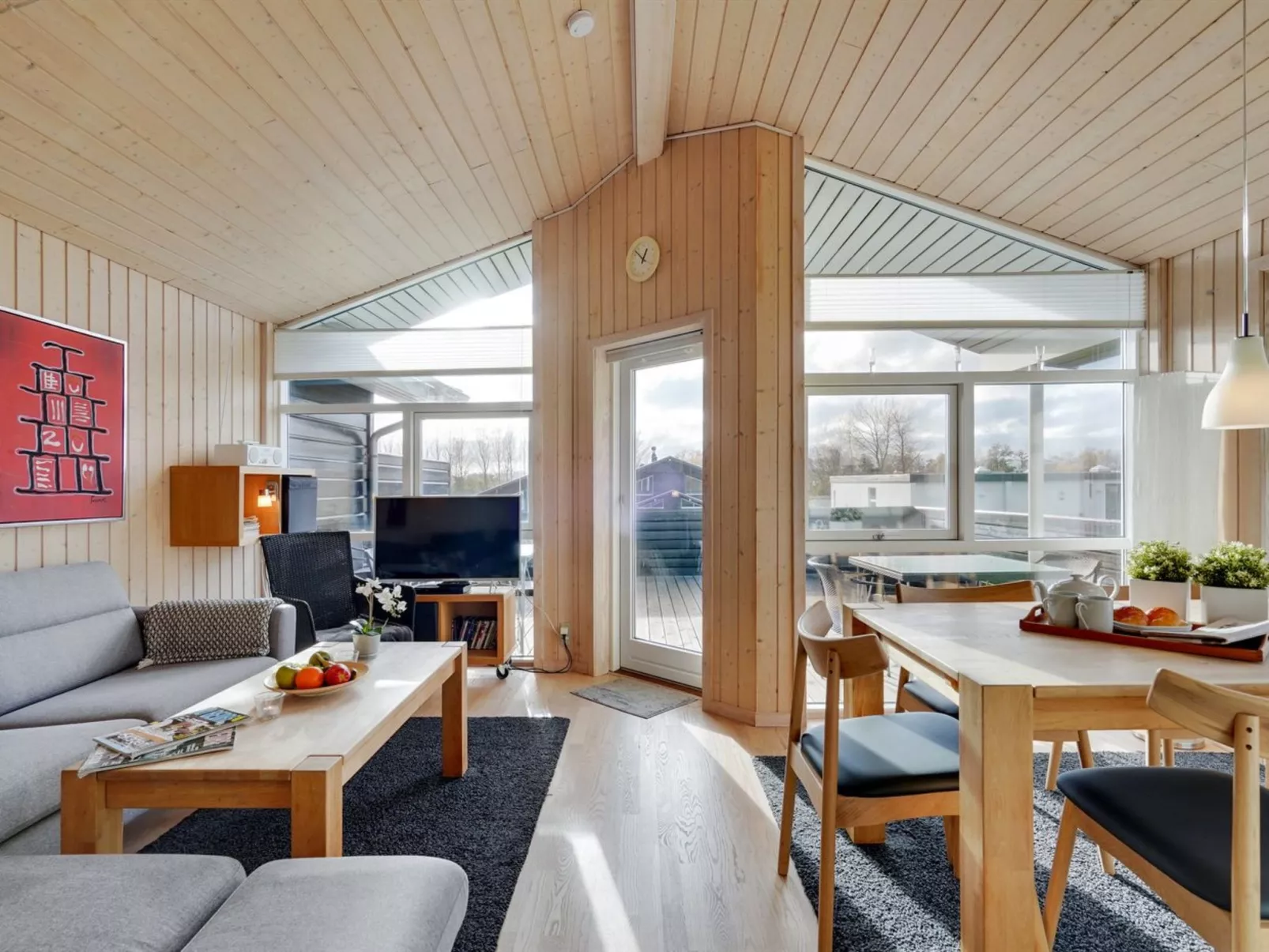 "Sointu" - 250m from the sea-Binnen