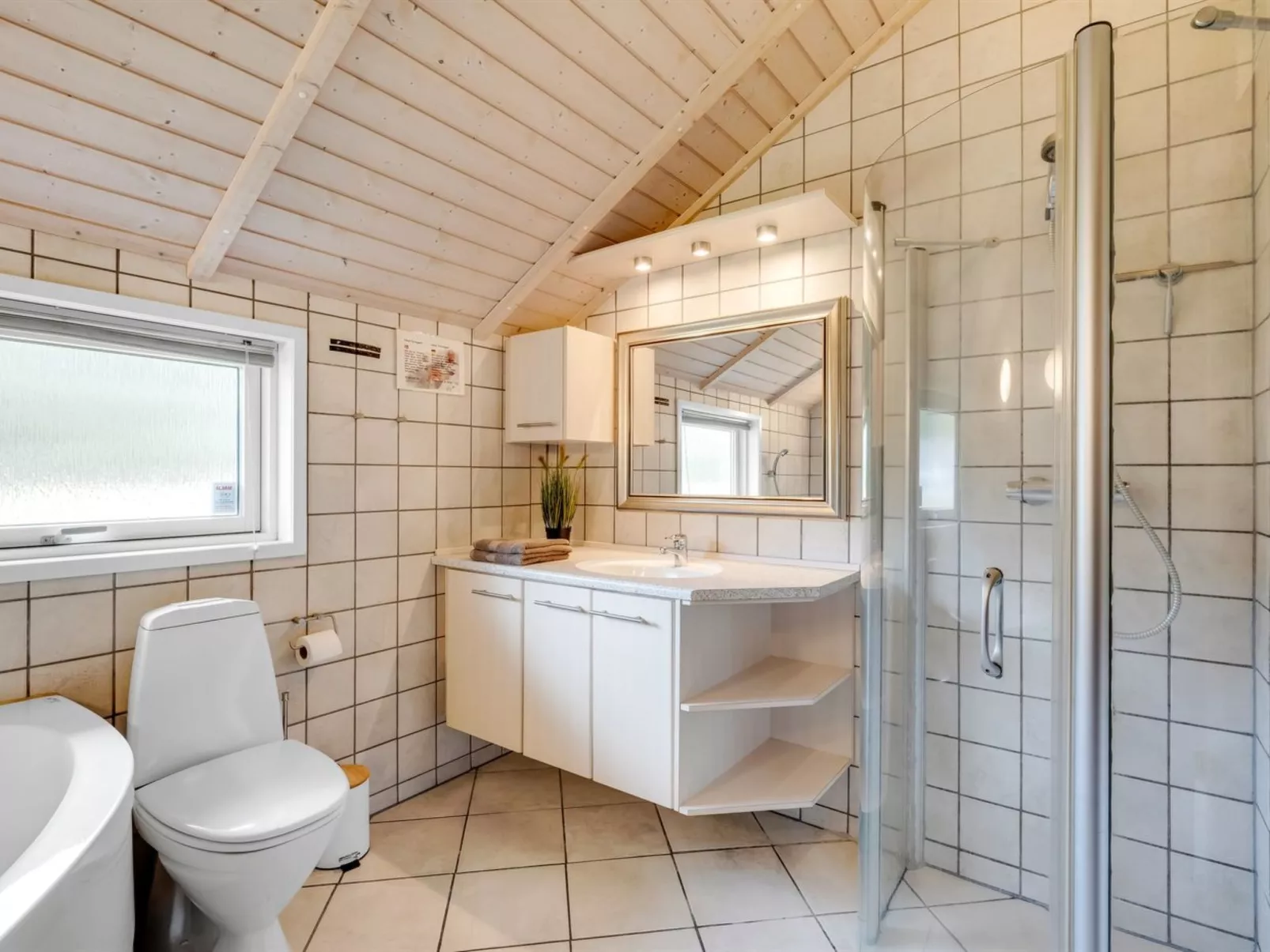 "Anisette" - 1km from the sea-Binnen