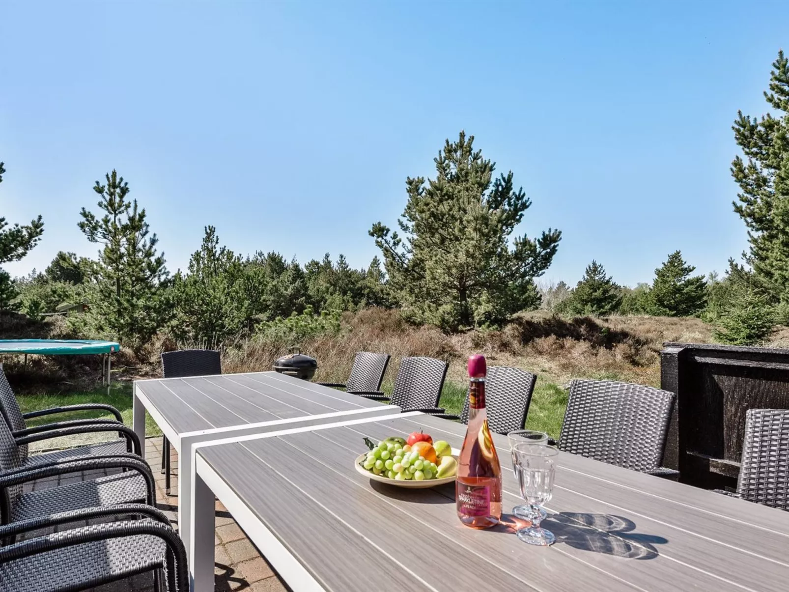 "Niyazi" - 3.1km from the sea-Buiten