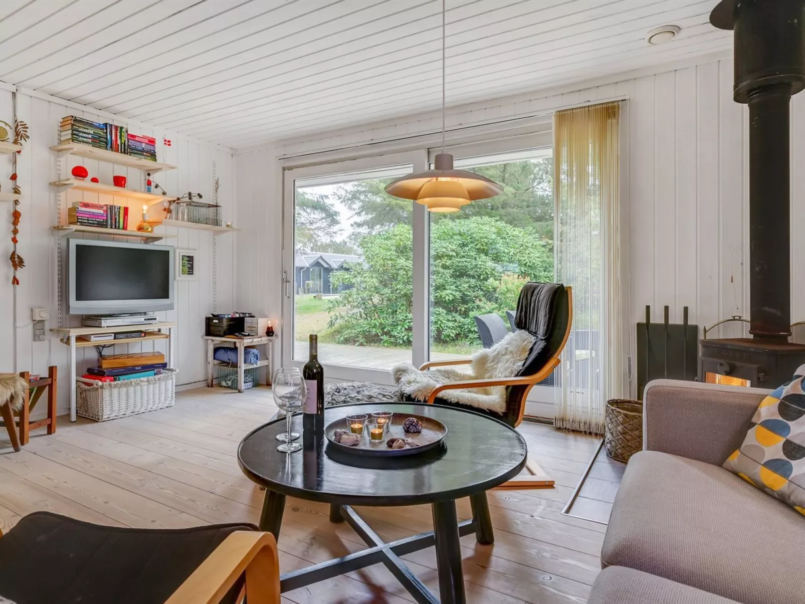 "Hamund" - 700m from the sea-Binnen