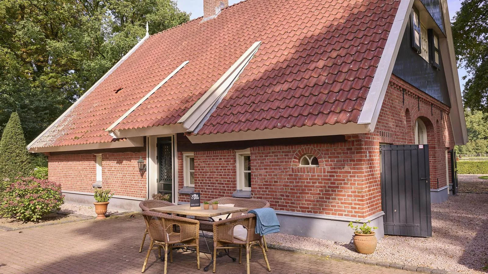 Erve Het Klaashuis-Terrasbalkon