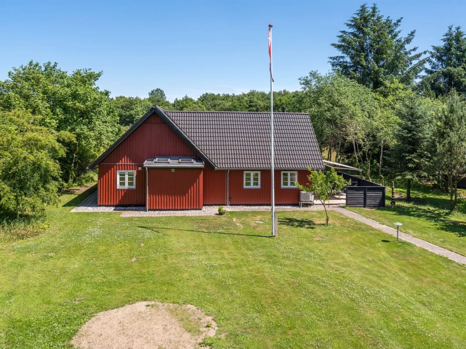 "Soile" - 12km from the sea-Buiten