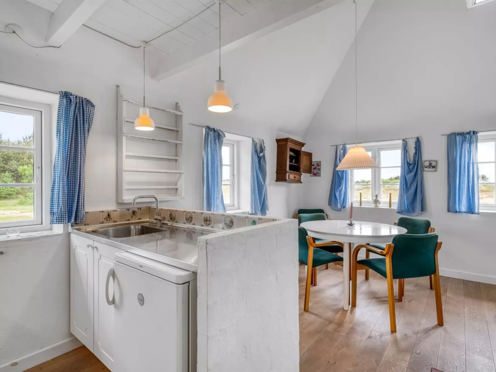 "Wandrath" - 2km from the sea-Binnen