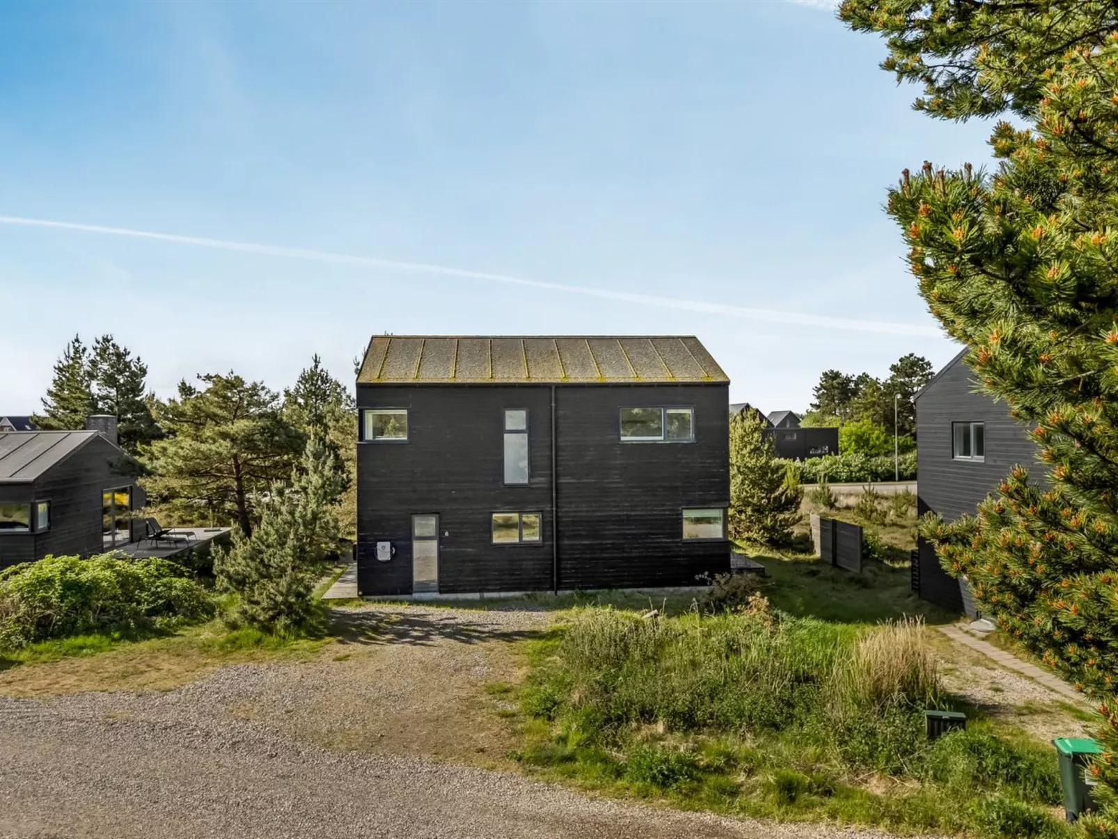 "Hunding" - 2.5km from the sea-Buiten