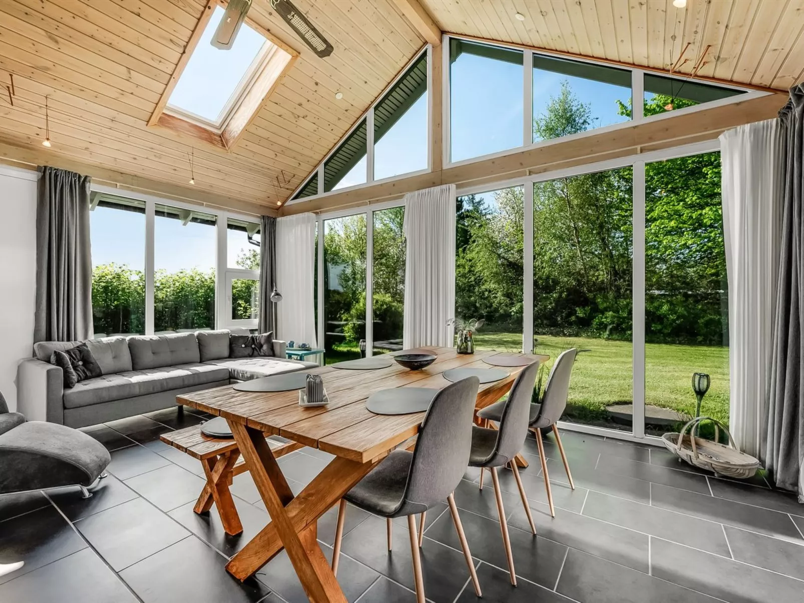 "Fido" - 500m to the fjord-Binnen