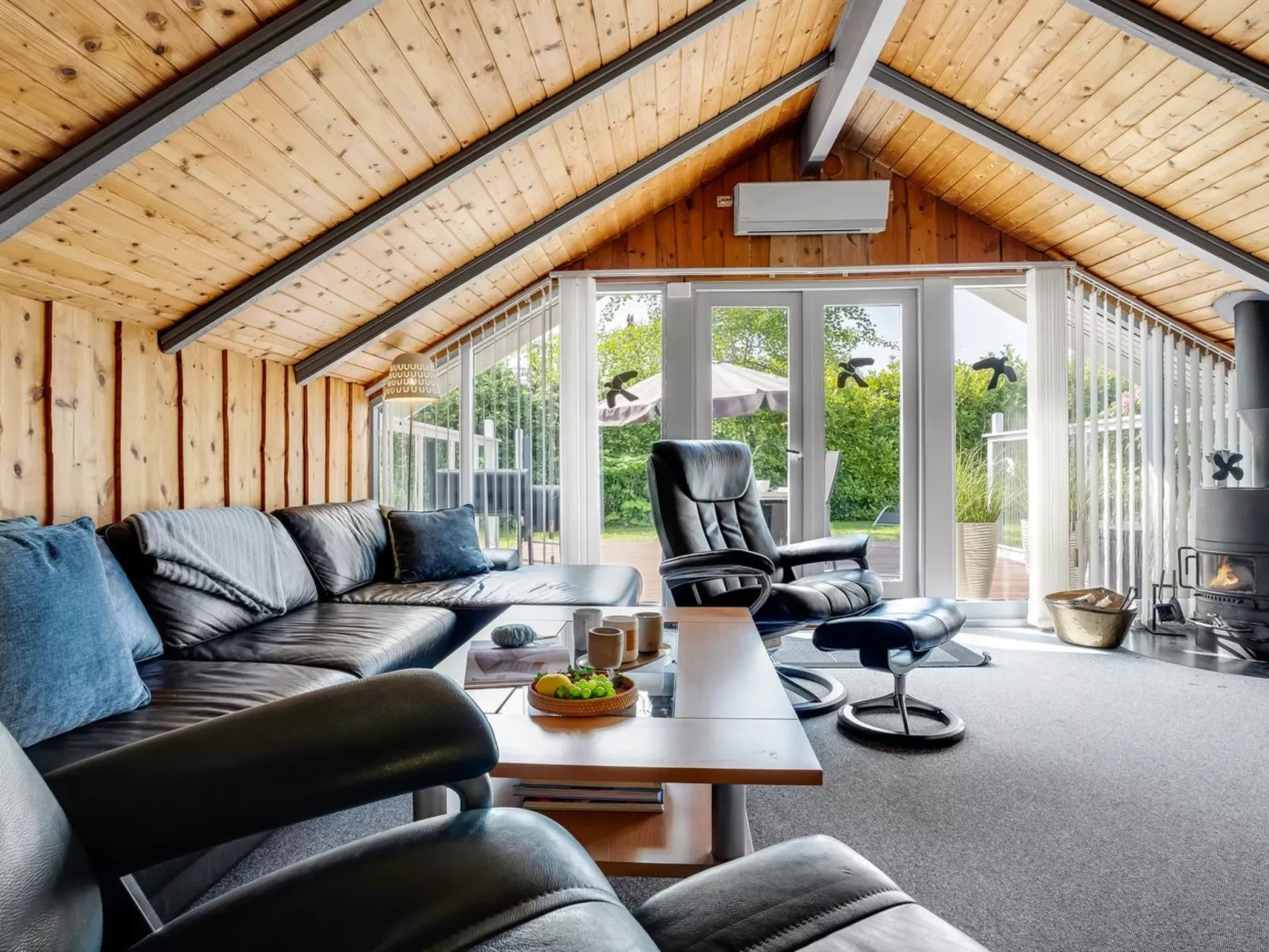 "Rusalina" - 400m from the sea-Binnen