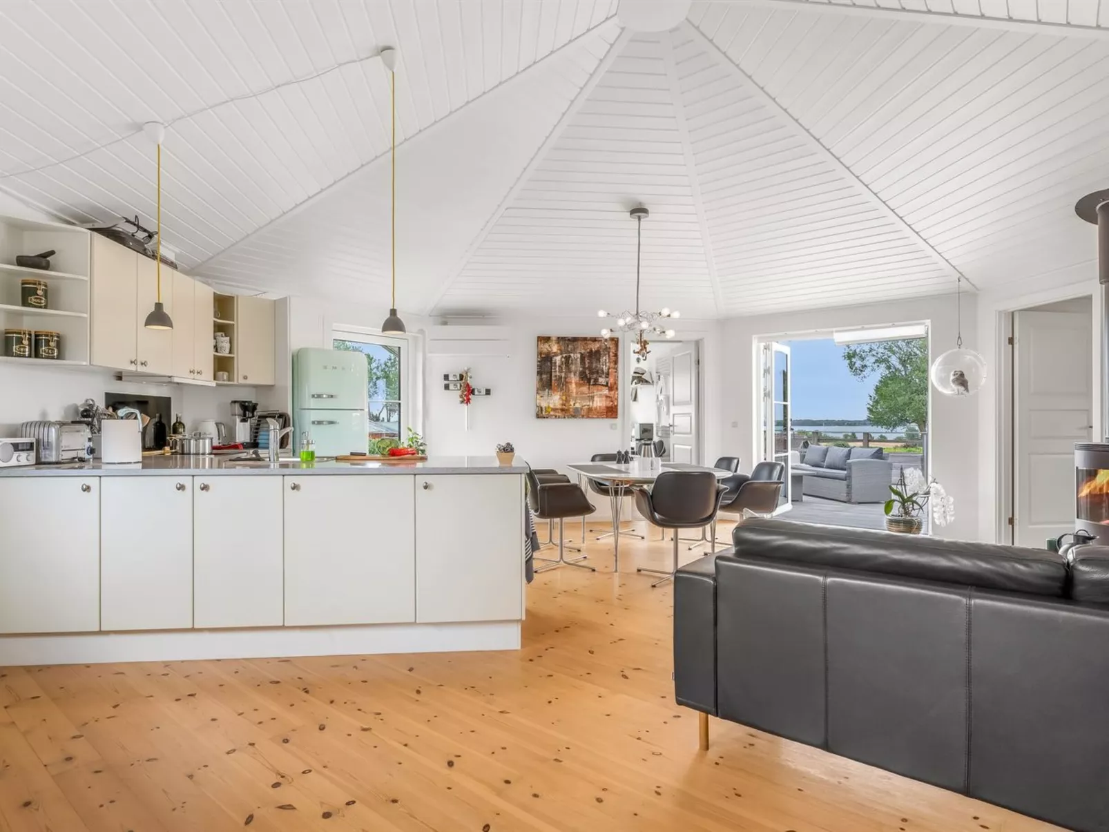 &quot;Glenda&quot; - 2.1km from the sea-Binnen