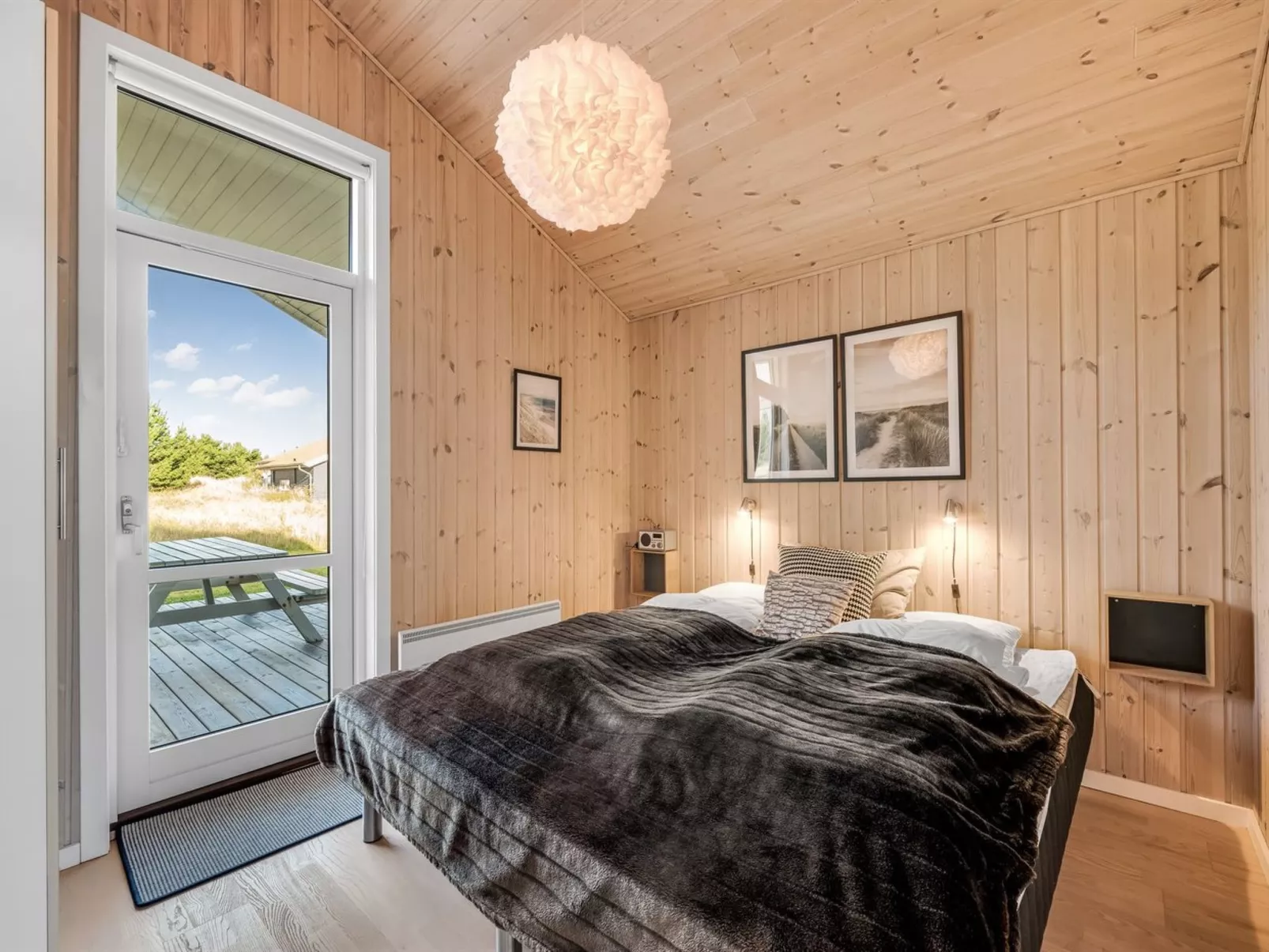 "Kanerva" -  from the sea-Binnen