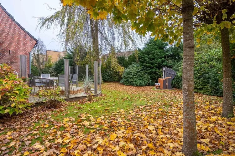 Domizil im Dorf-Tuinen zomer