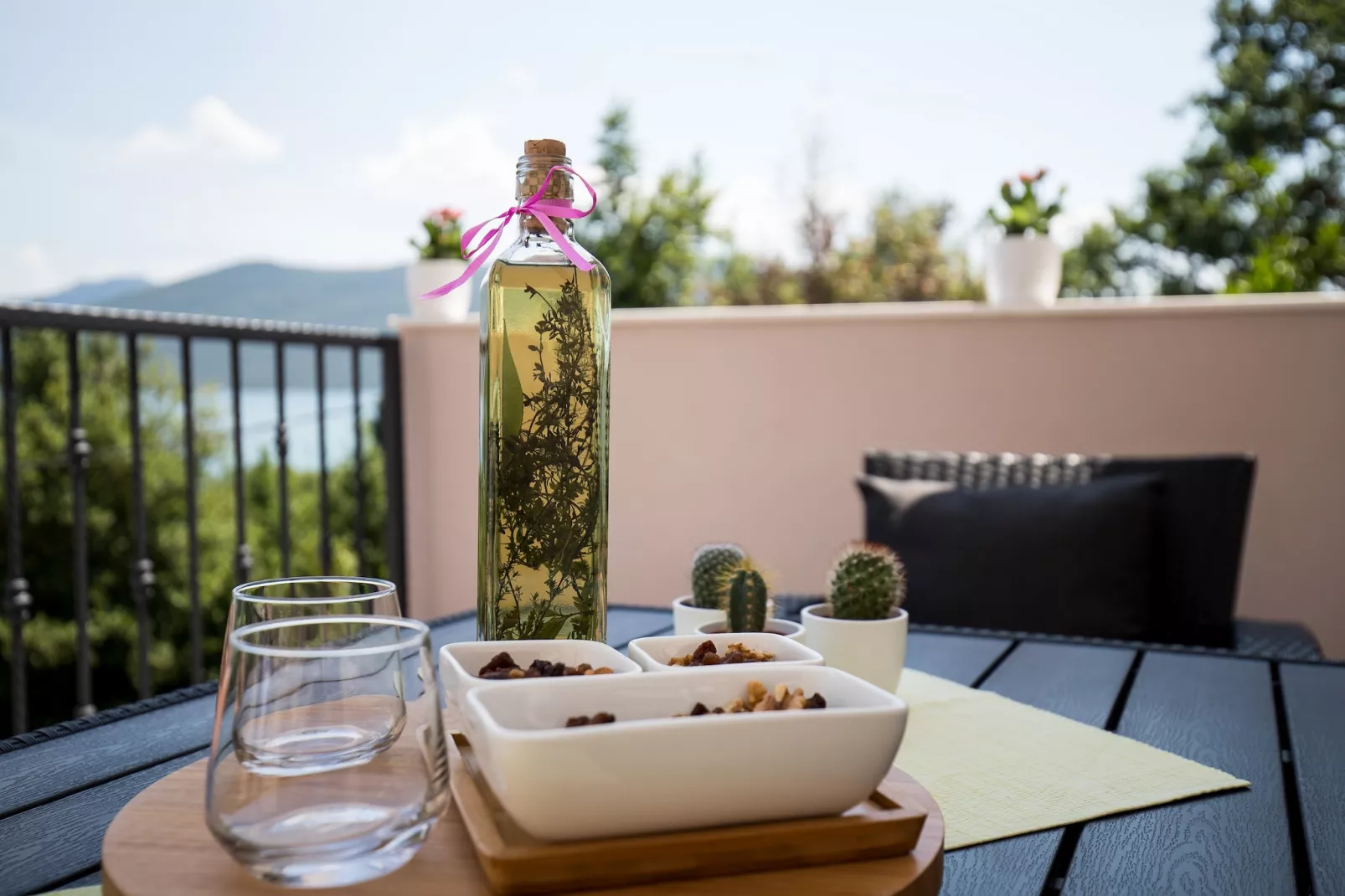 Holiday Home Monika - Two Bedroom Holiday Home with Terrace and Sea View-Terras