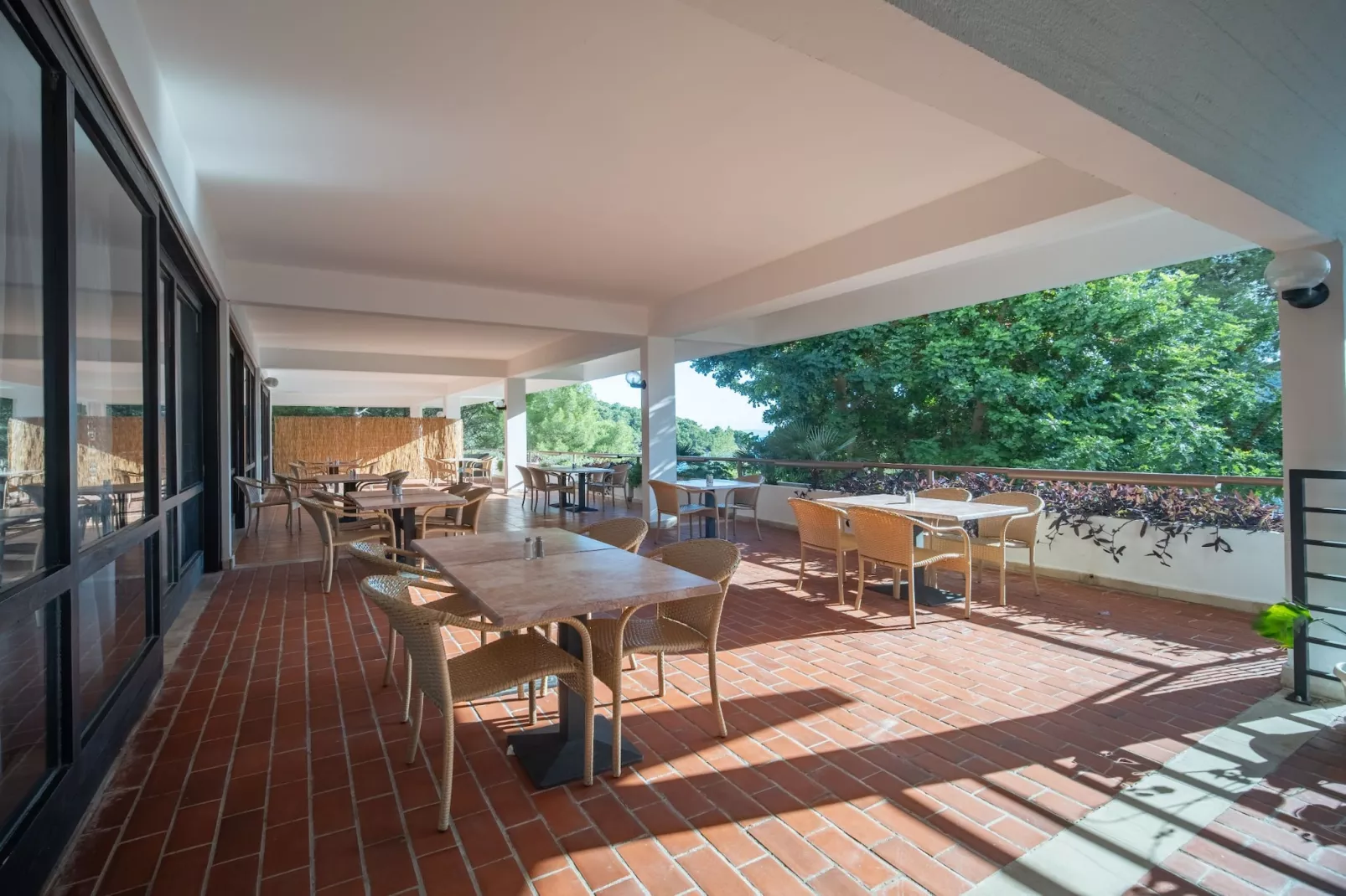 Hotel Issa - Double Room Sea View 4-Terrasbalkon