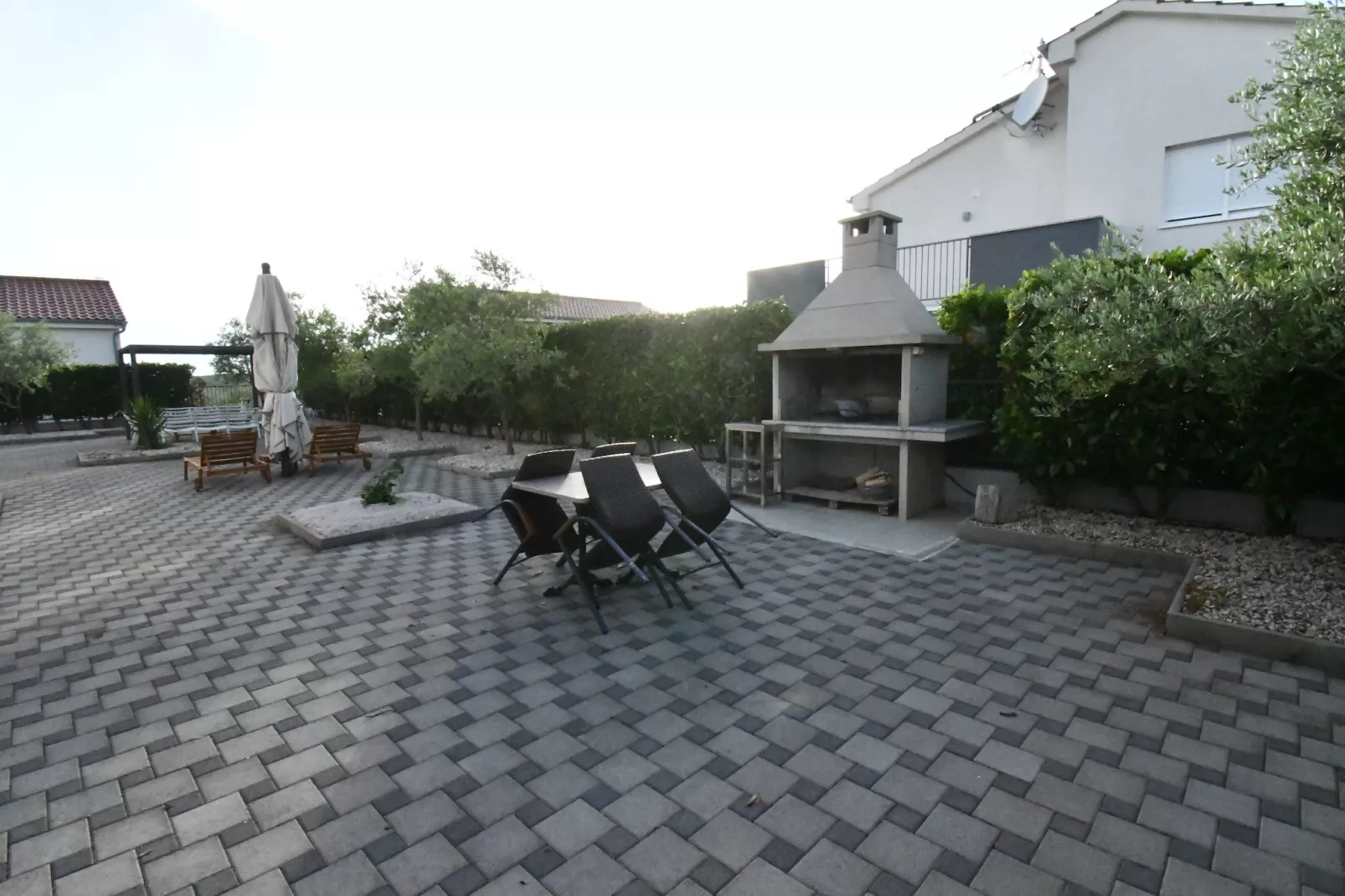 Luxury Escape with Swimming Pool & Modern Design -Deluxe Four Bedroom Villa with Private Pool (Villa 6)-Buitenlucht