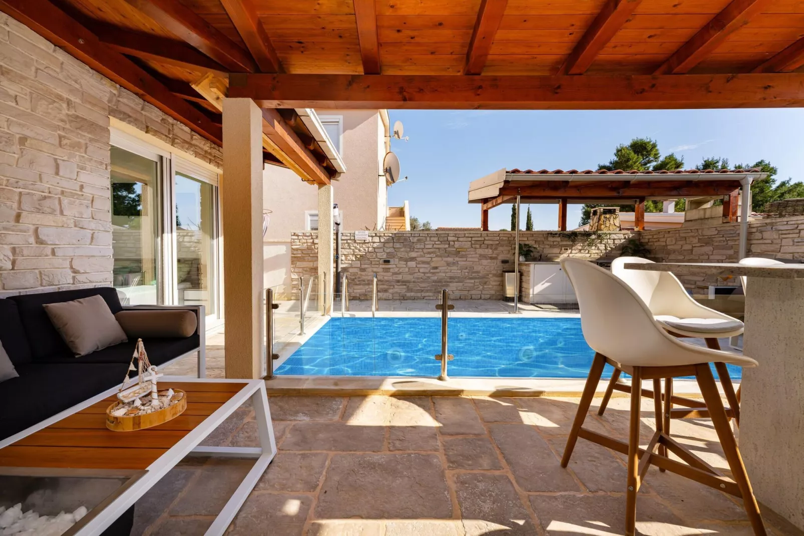 Villa Gajser-Terrasbalkon