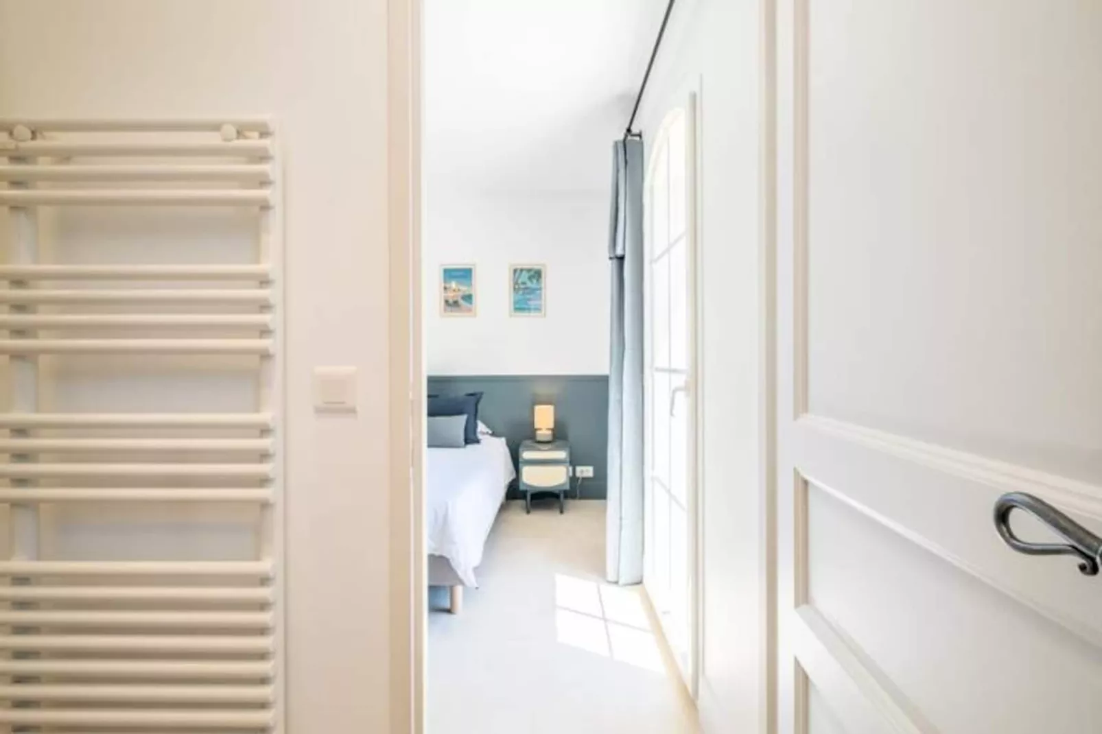 Résidence Bijou De 280m2 Et Piscine à Débordement Au Calme Absolu-Niet-getagd