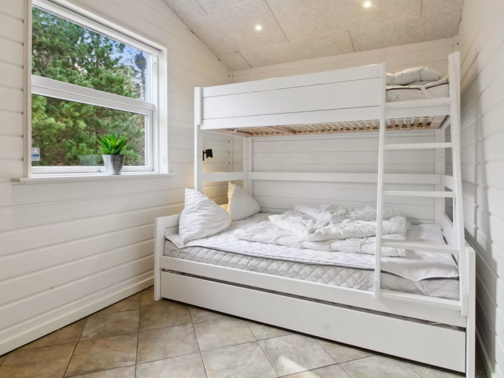 "Nael" - 1.6km from the sea-Binnen