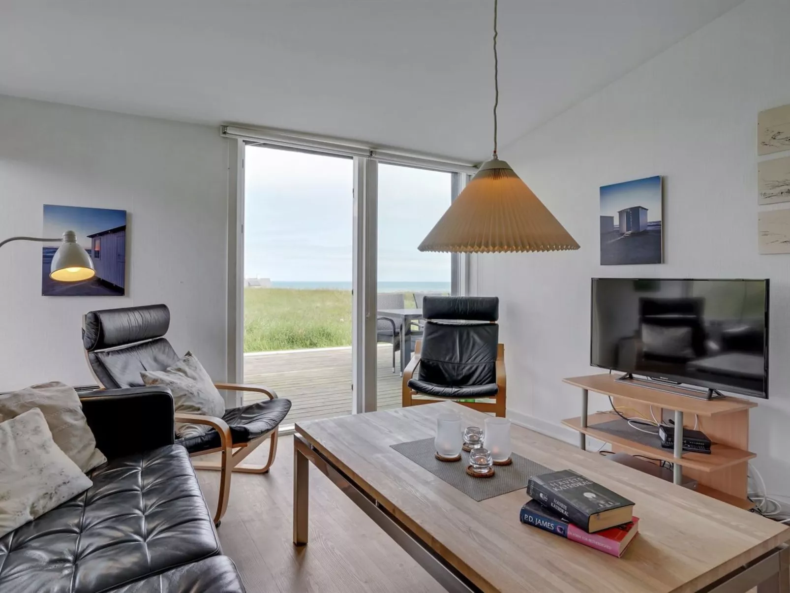 "Mirjami" - 95m from the sea-Binnen