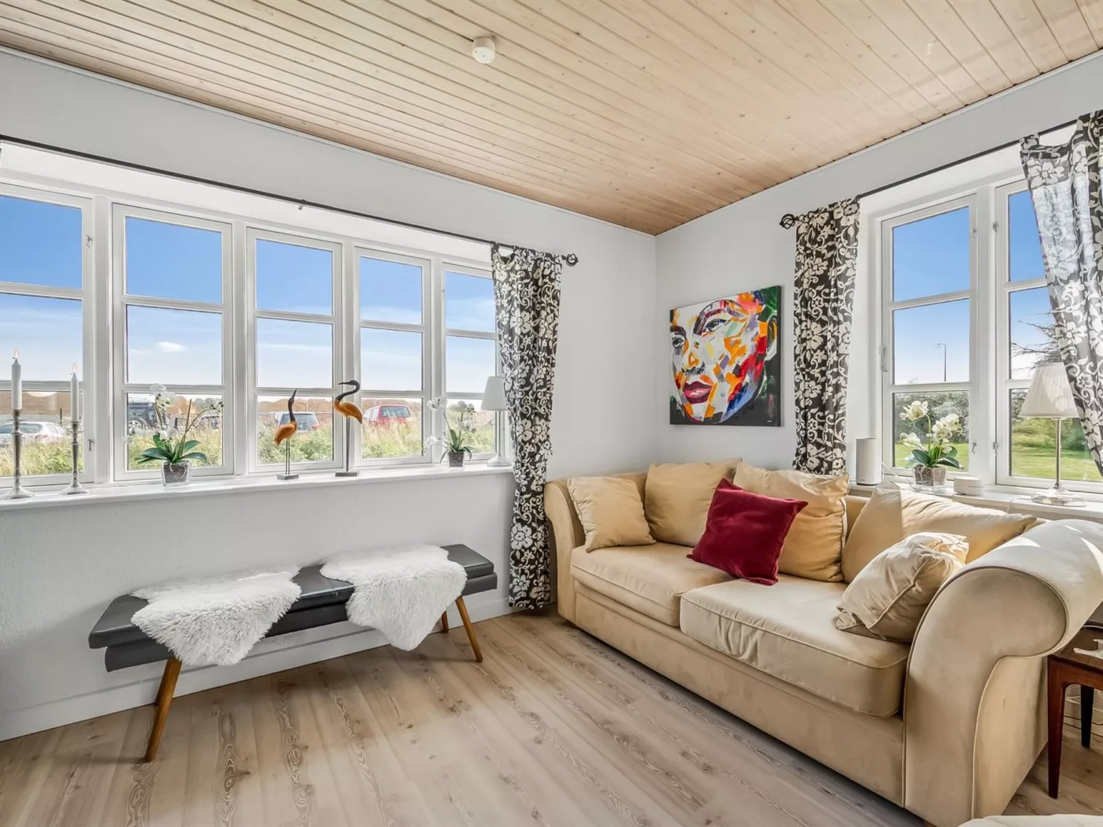 "Urte" -  from the sea-Binnen