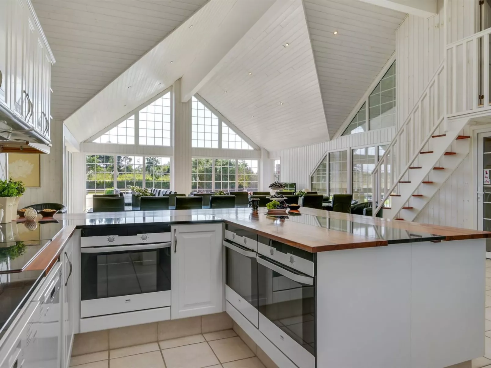 "Emelita" - 900m from the sea-Binnen