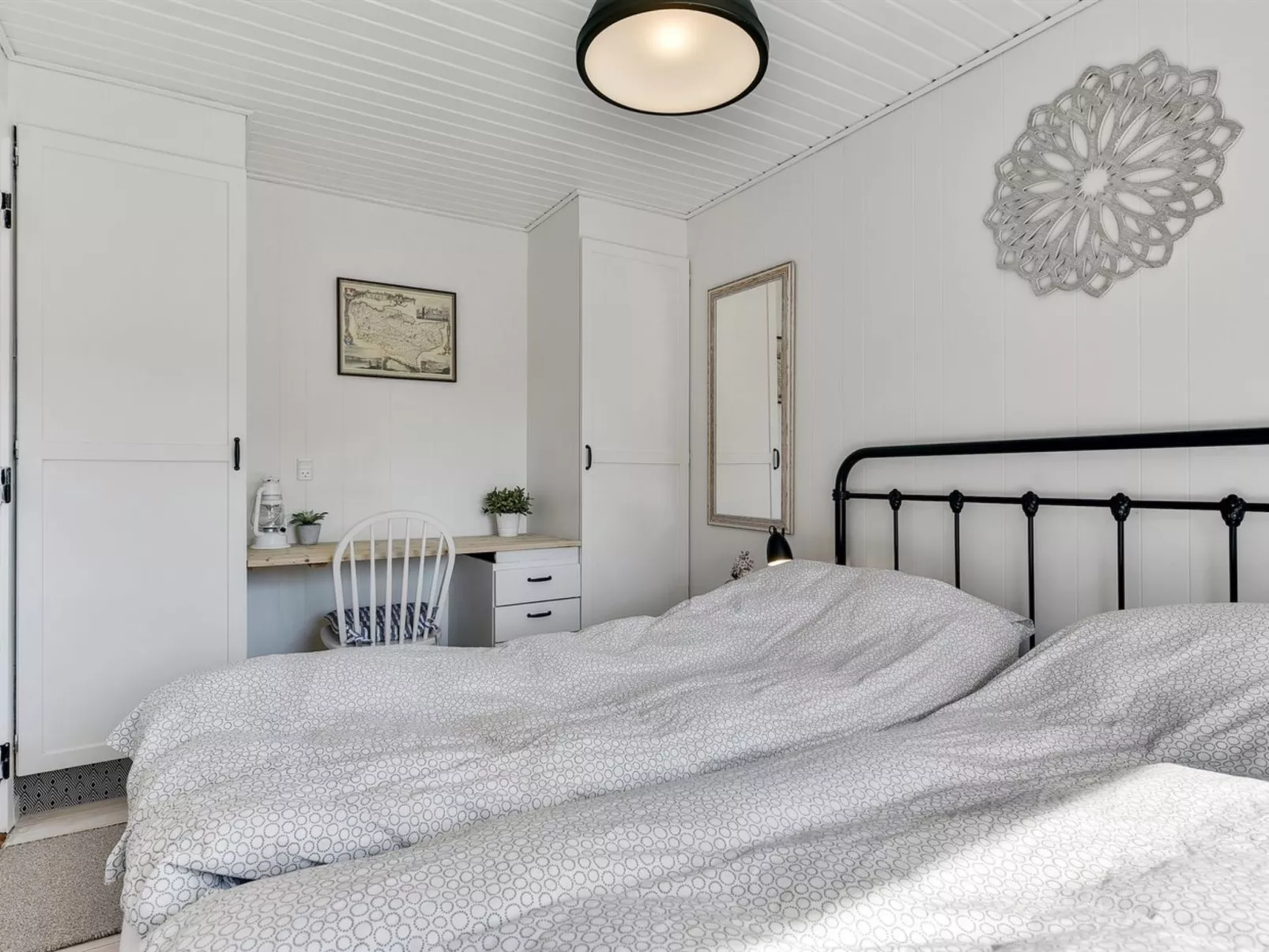 "Lillan" - 250m from the sea-Binnen