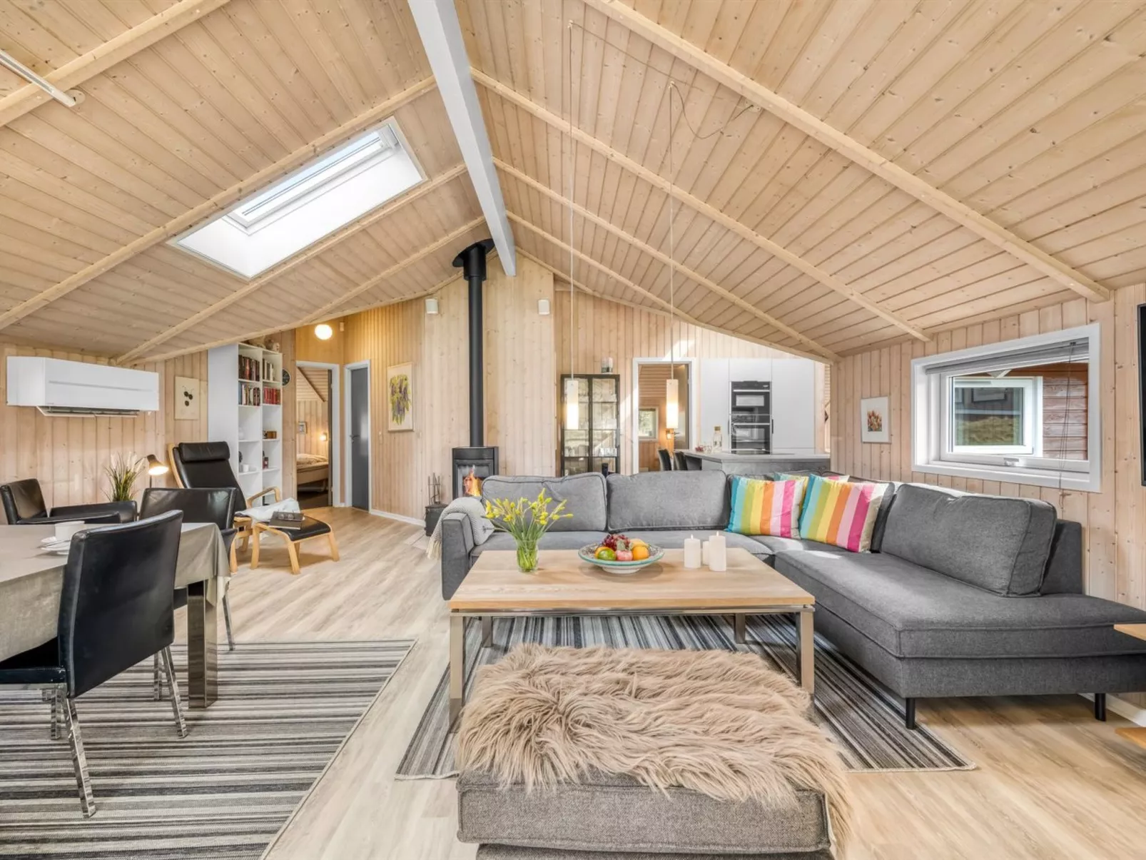 "Anisette" - 1km from the sea-Binnen