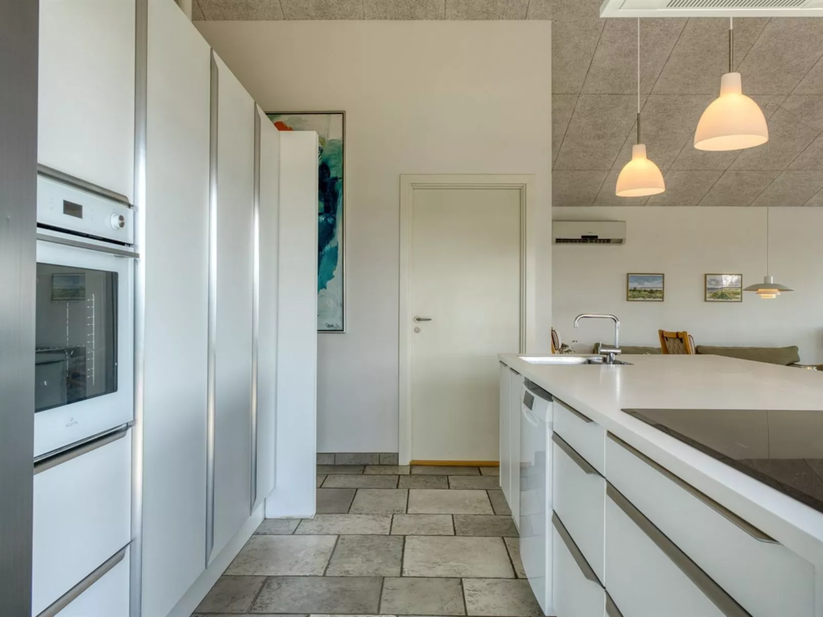 "Elissa" - 50m to the fjord-Binnen