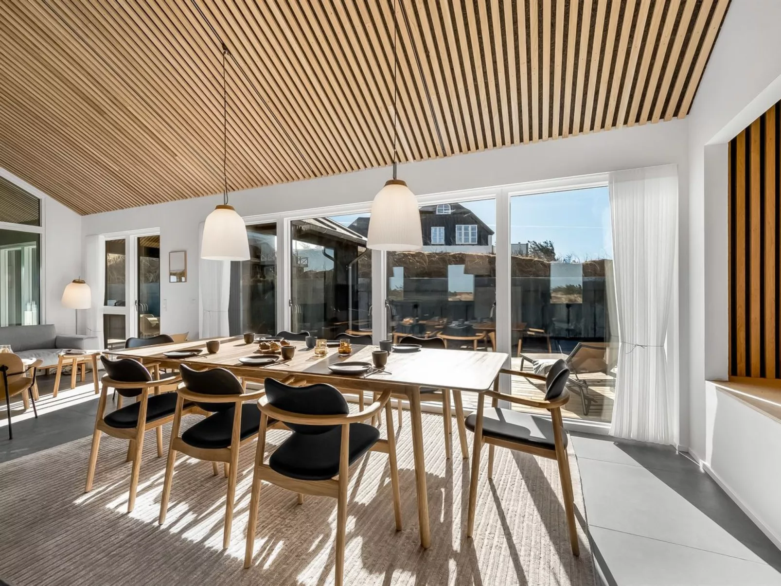 "Maximiliane" -  from the sea-Binnen