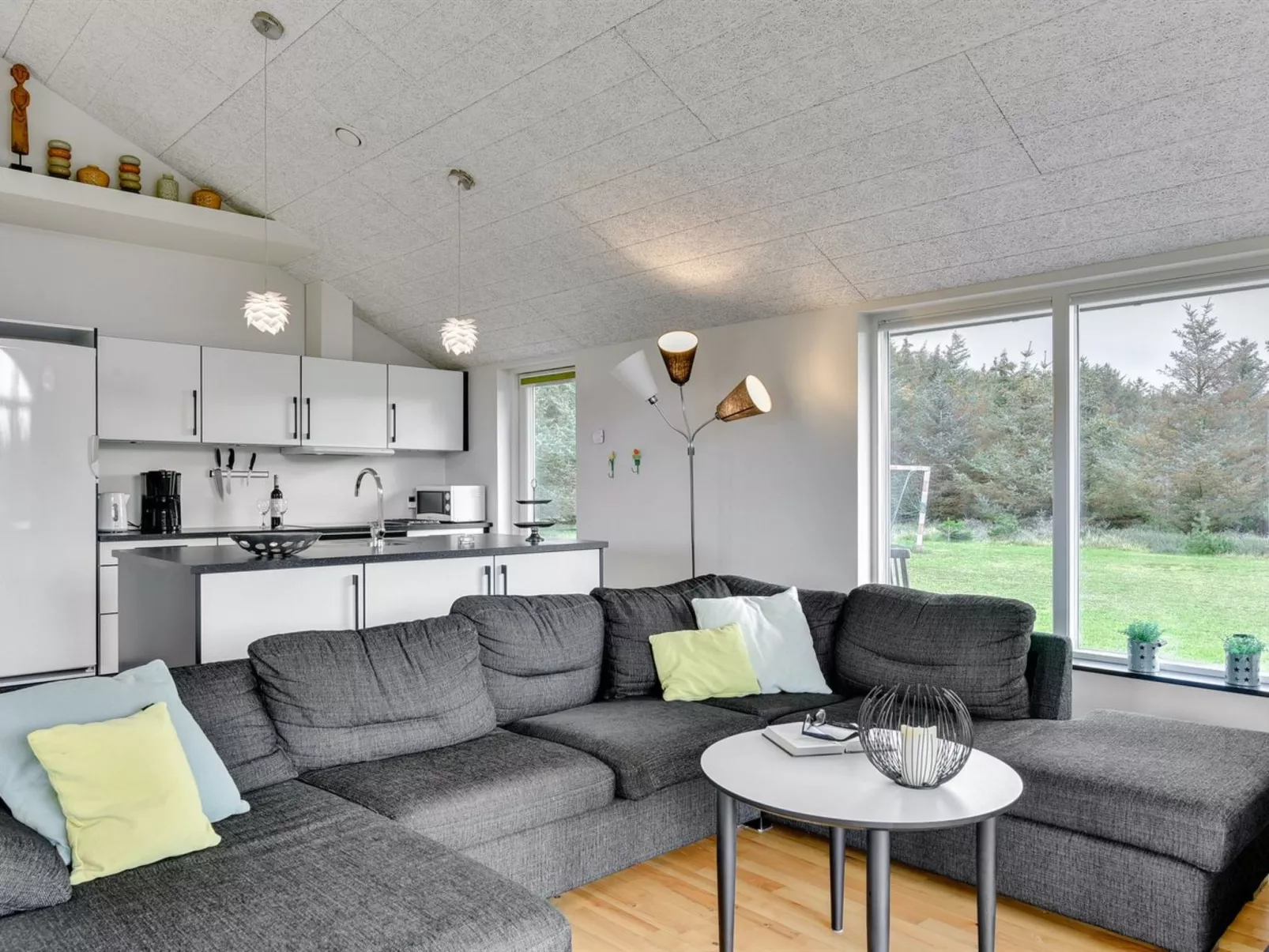 "Faye" - 600m from the sea-Binnen