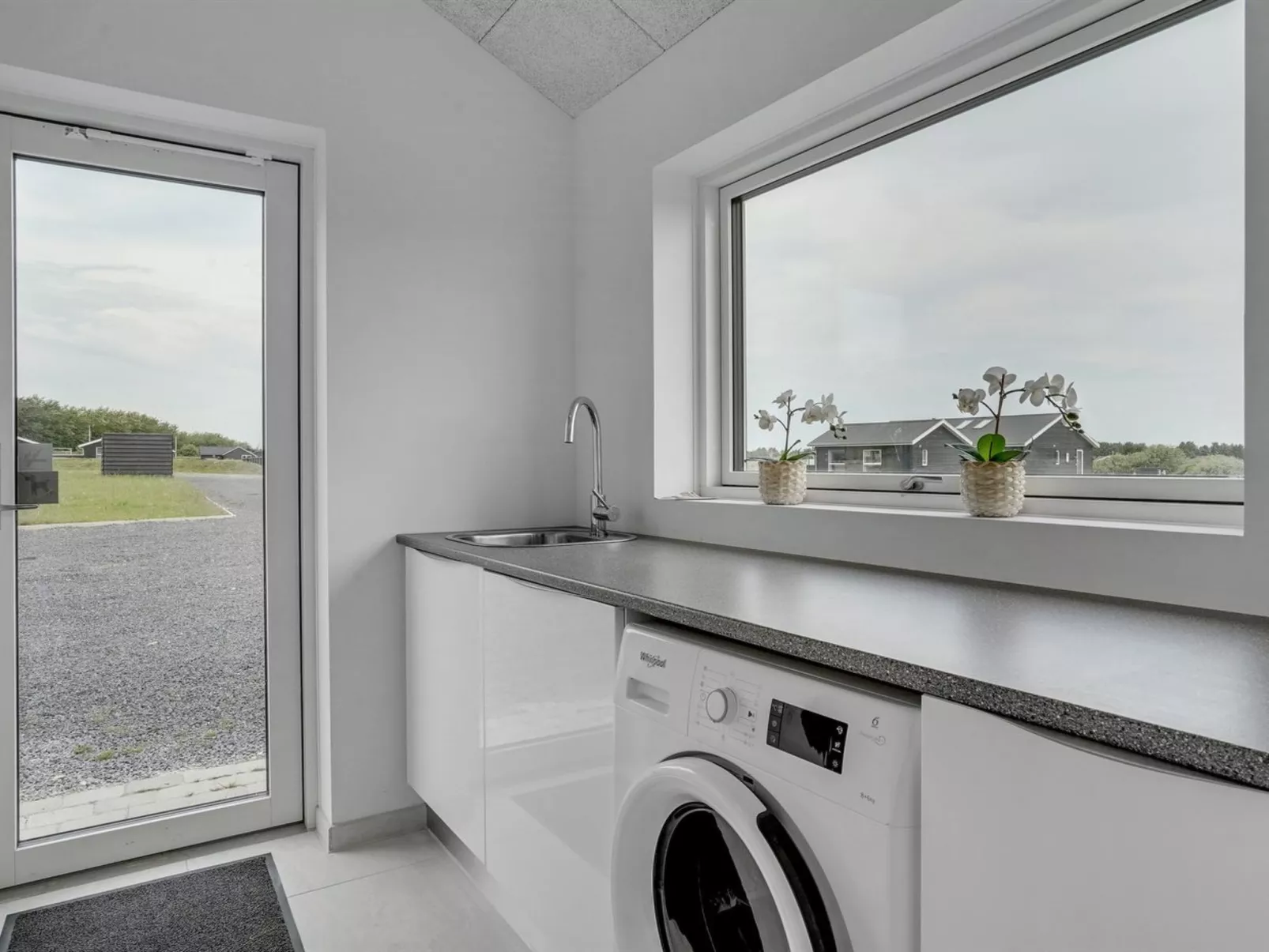 "Dwerg" - 1.5km from the sea-Binnen