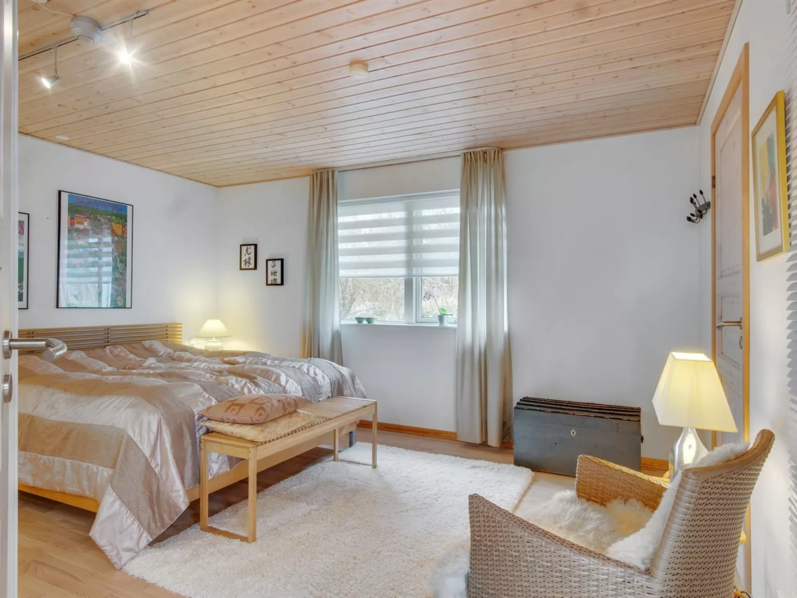 "Sahid" - 20m from the sea-Binnen