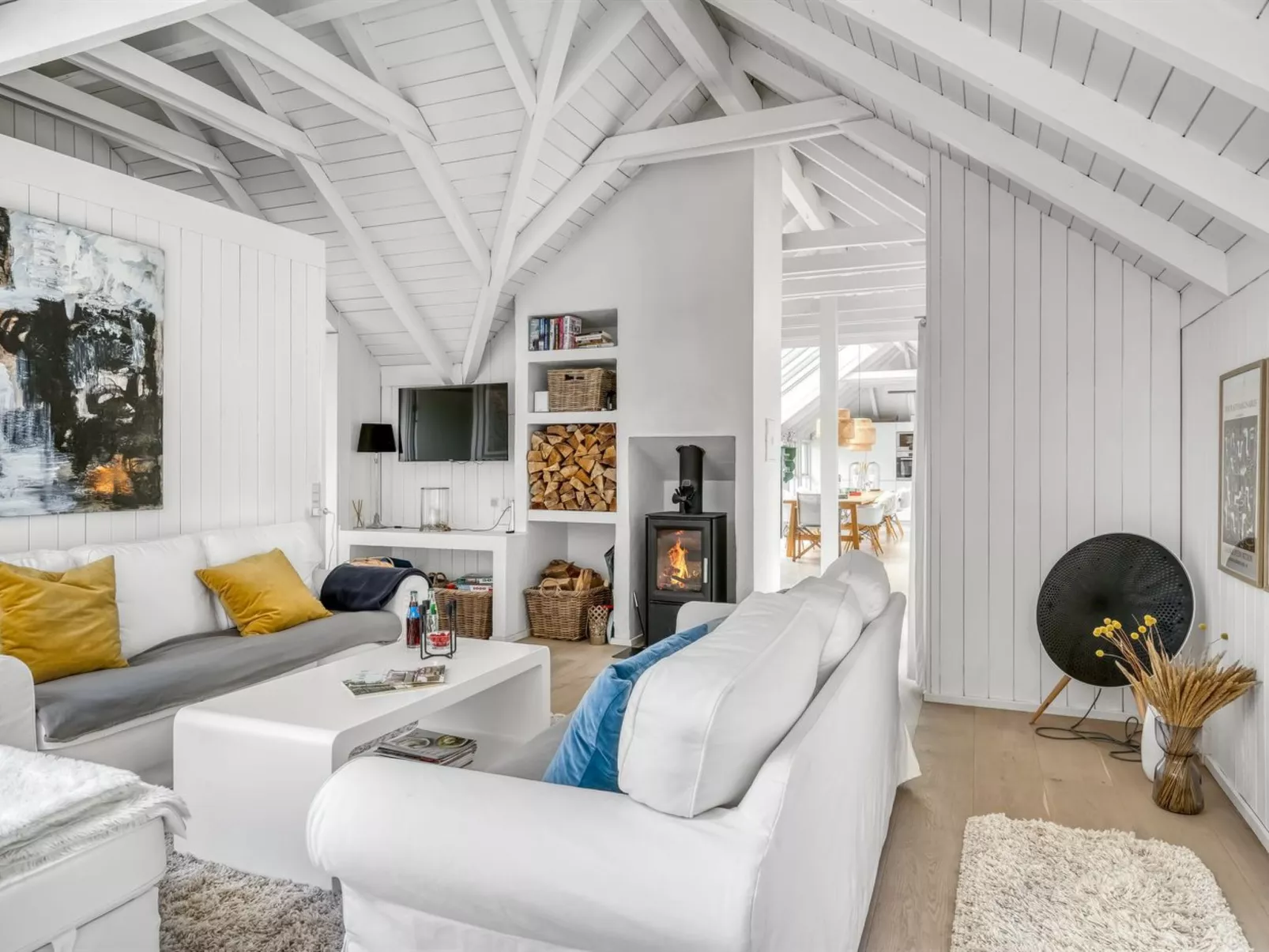 "Verner" - 900m from the sea-Binnen