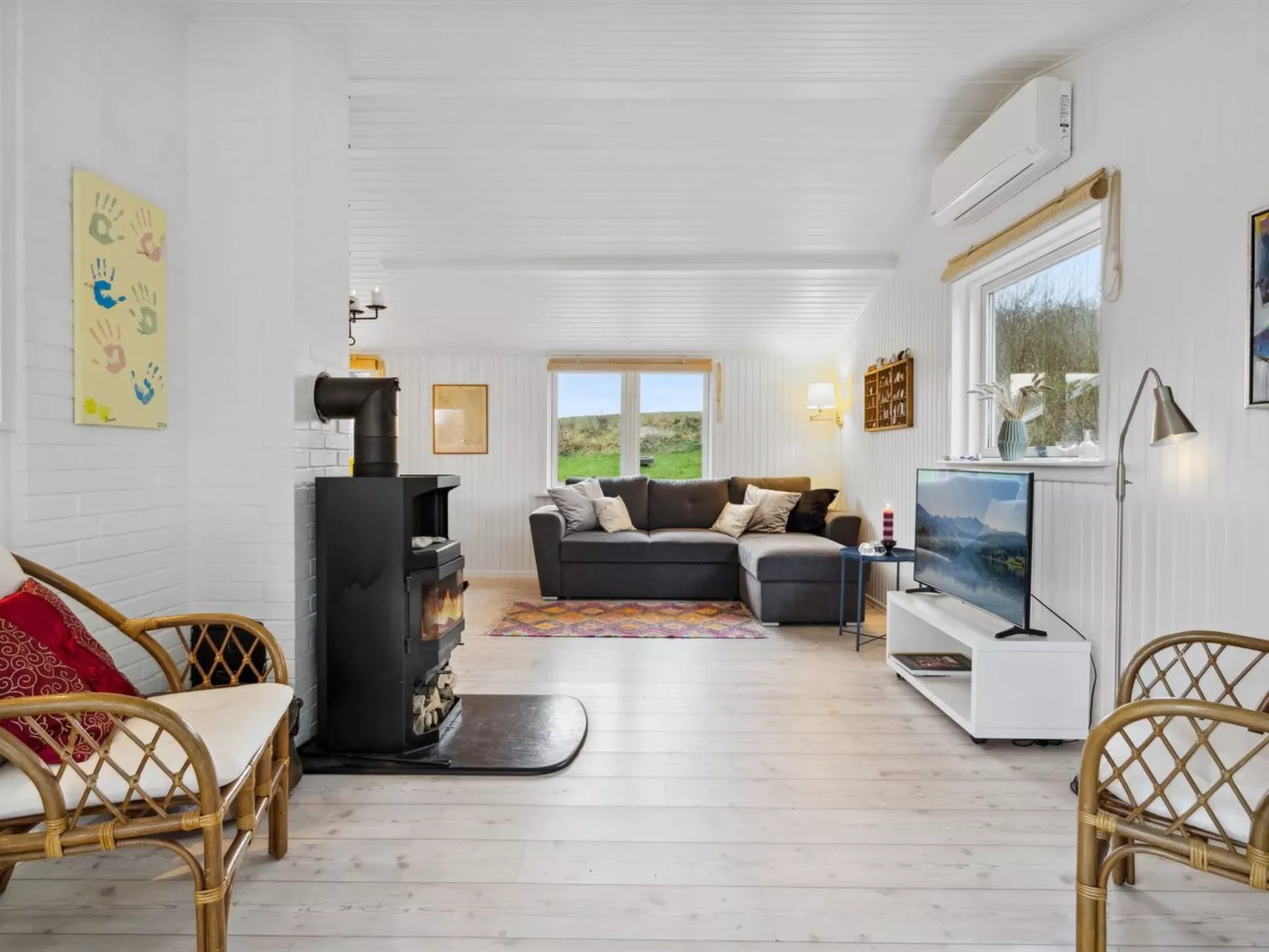 "Felis" - 75m from the sea-Binnen