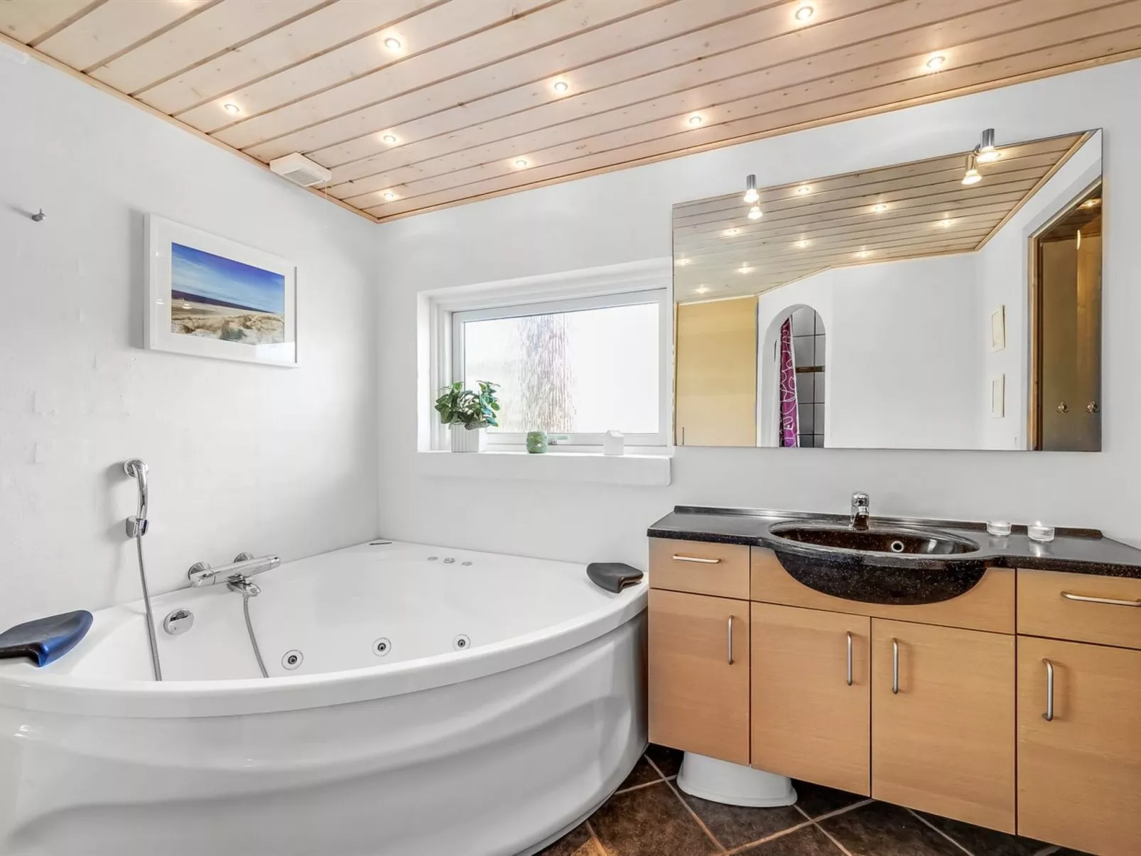 "Aurore" - 700m from the sea-Binnen