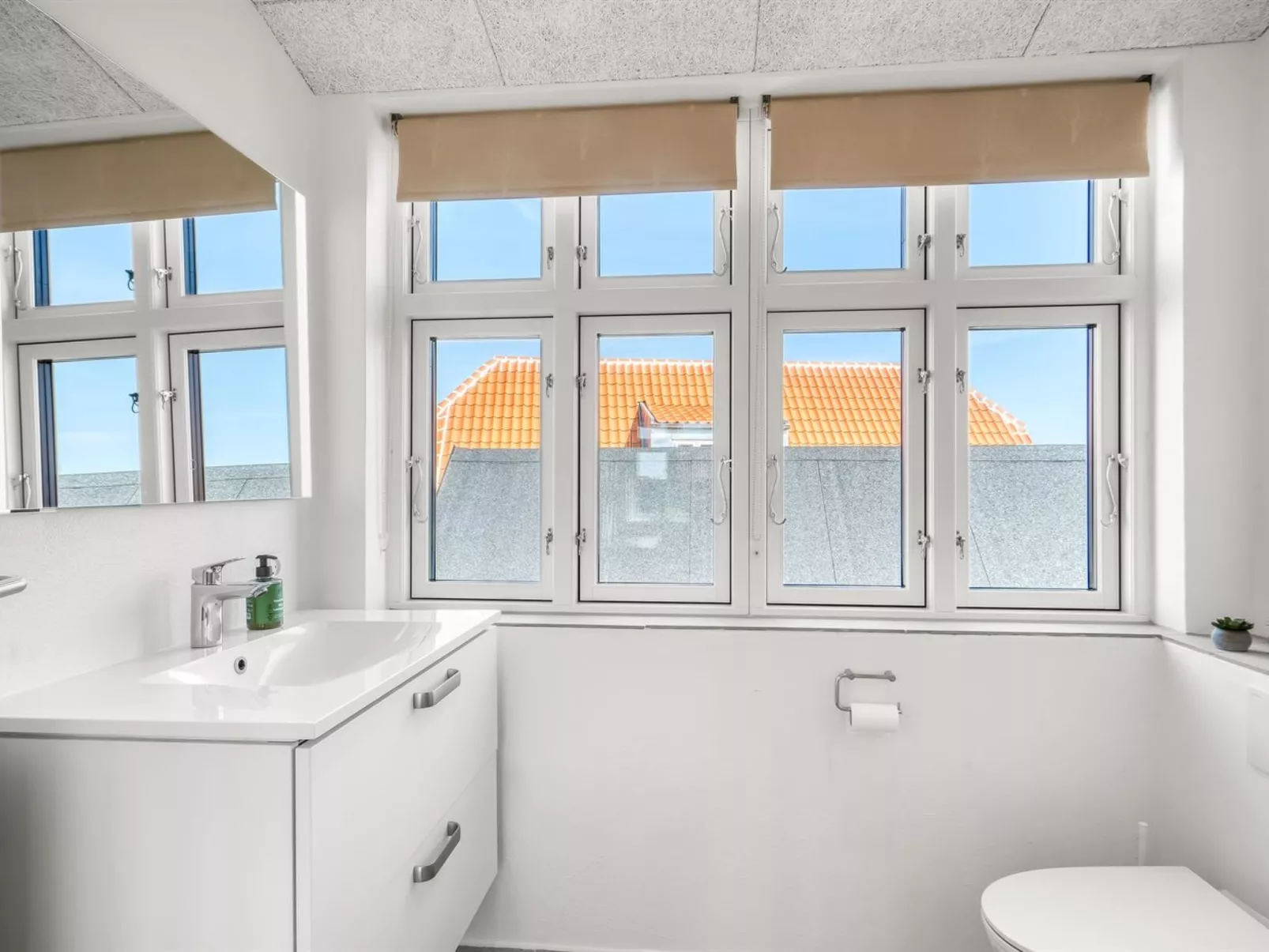 "Josina" - 1.8km from the sea-Binnen