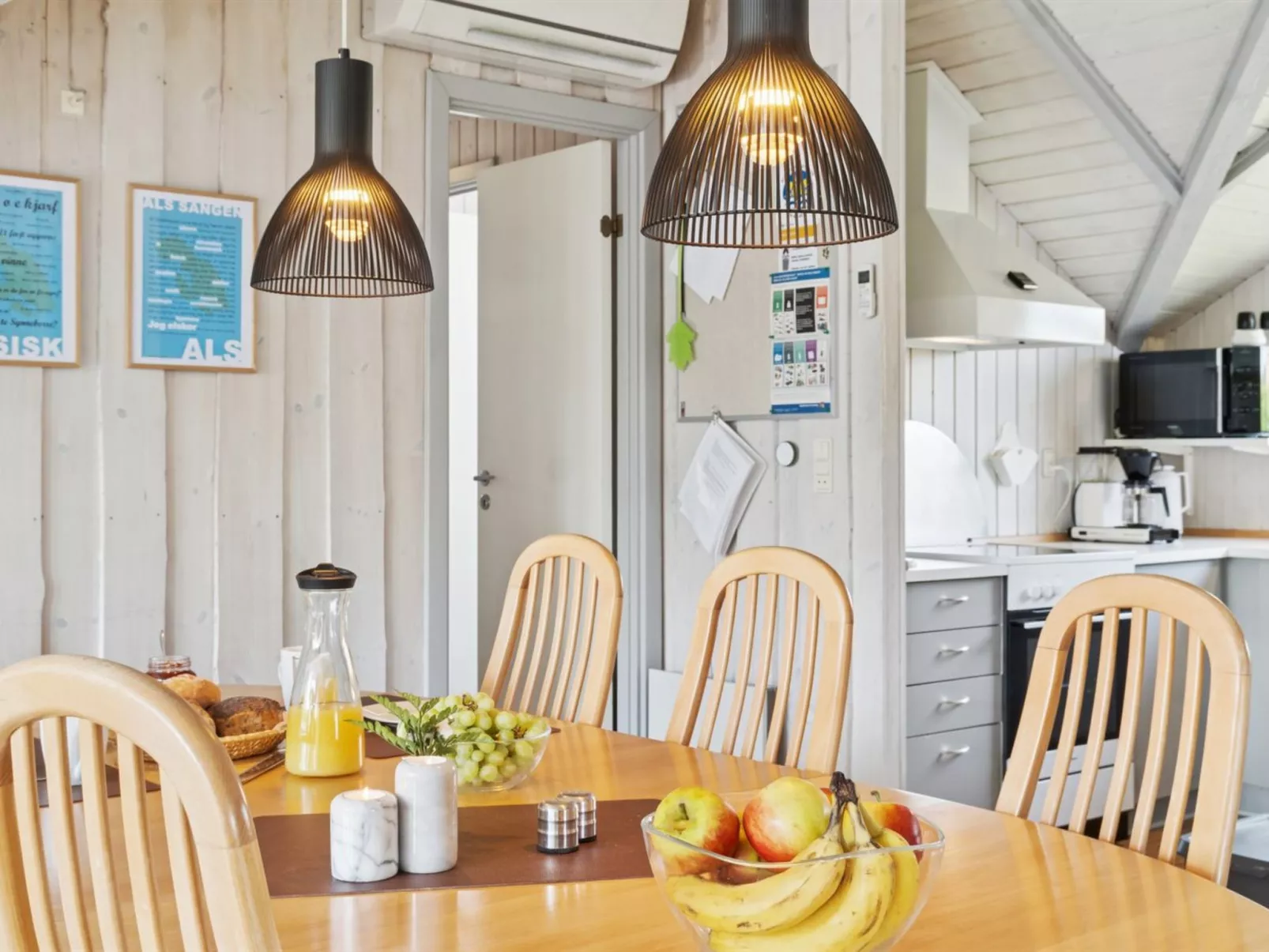 "Bessi" - 200m from the sea-Binnen