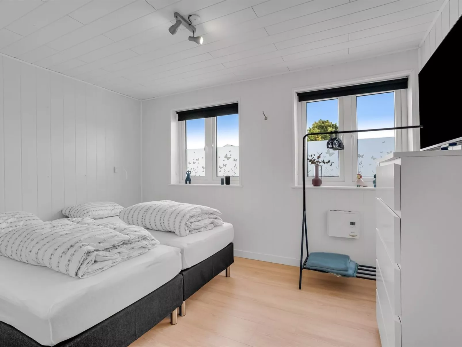 "Amdi" - 1.3km from the sea-Binnen