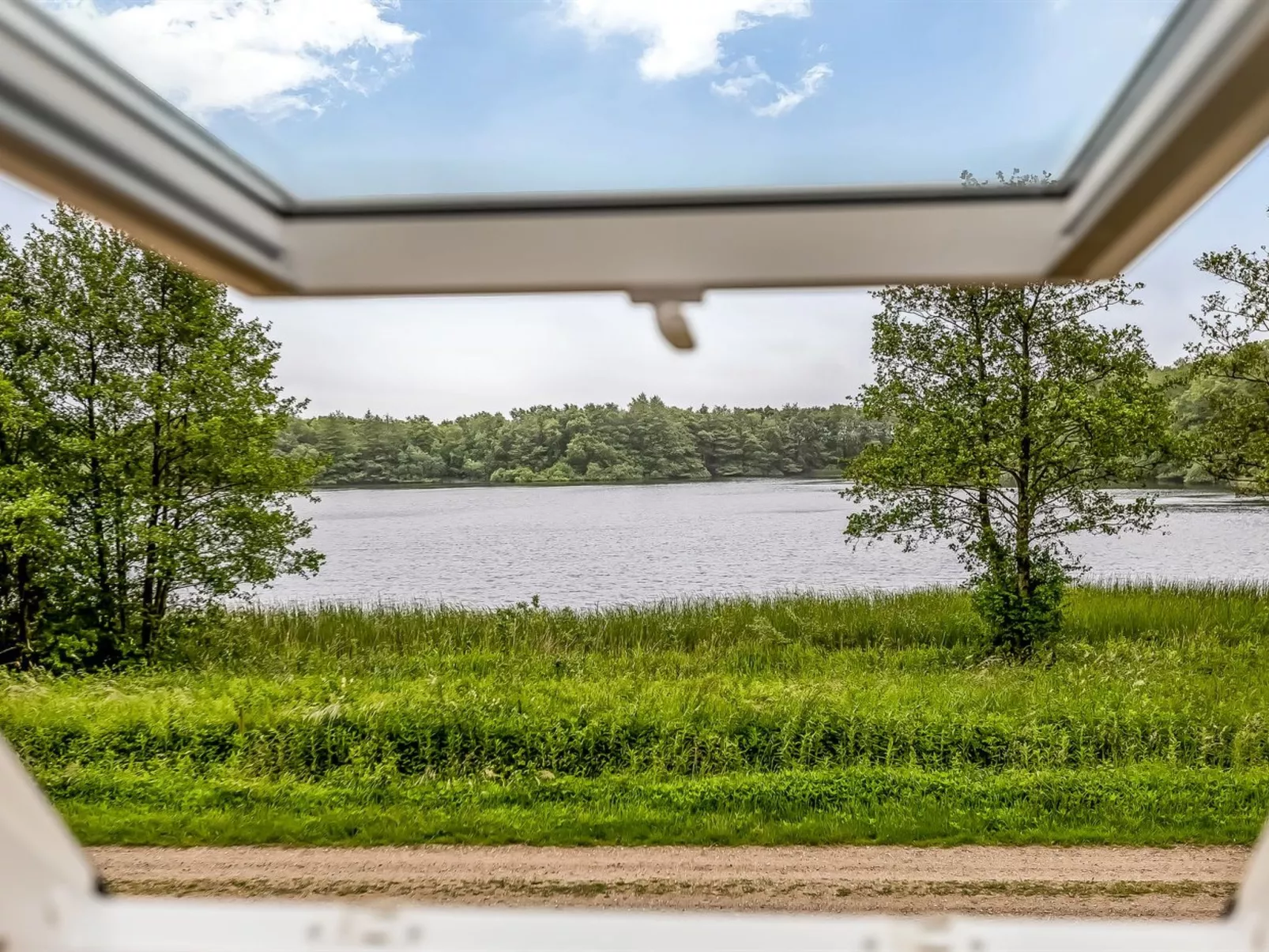 &quot;Constance&quot; - 23km from the sea-Buiten